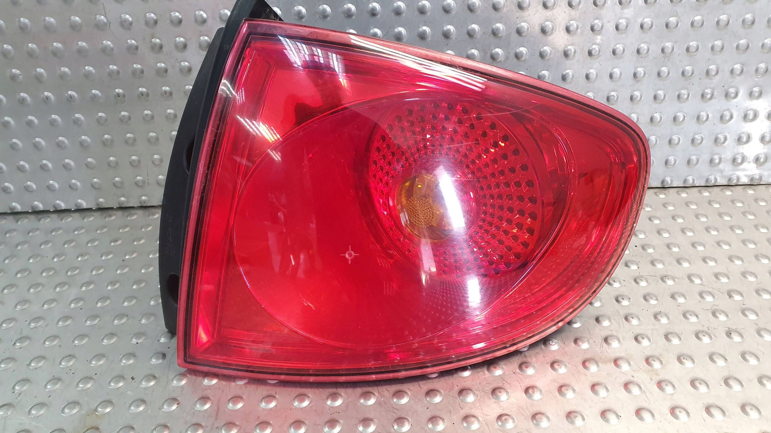 light rear part right SEAT ALTEA 5P0945096D 04