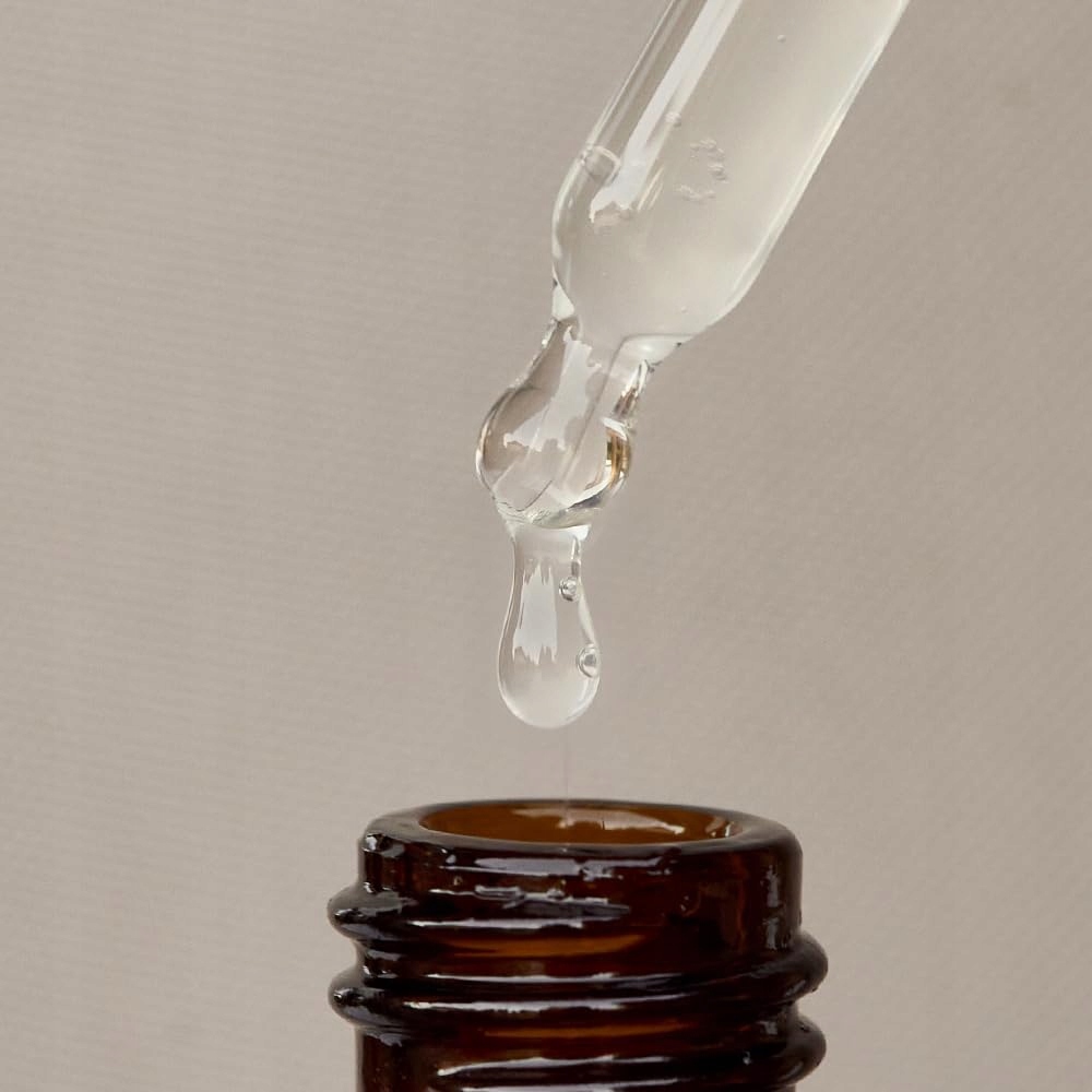 JUNGLÜCK Serum Witamina C Do Twarzy Wegańskie Przeciwzmarszczkowe Bio — miniatura 3