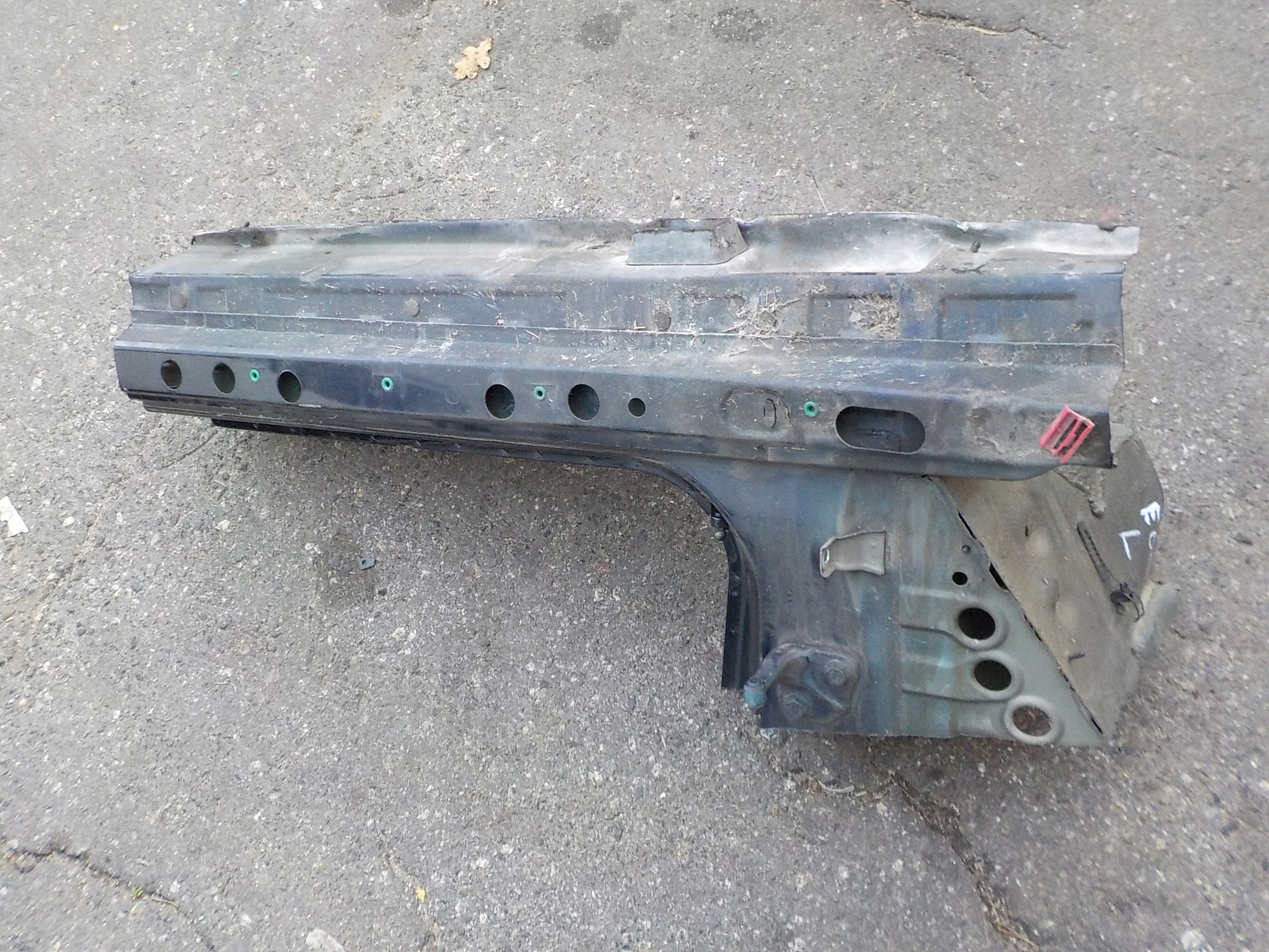 Поріг лівий bmw e65 2003r