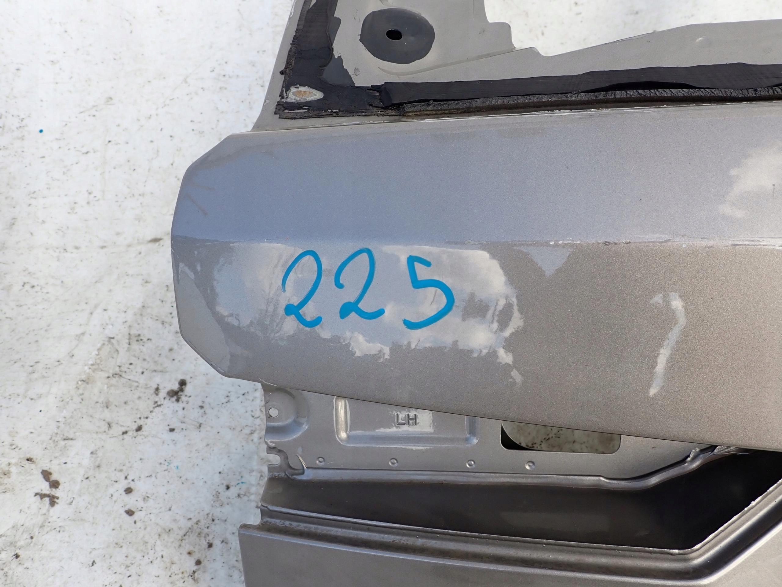 VOLVO V60 II 18-> trunk door boot rear part rear