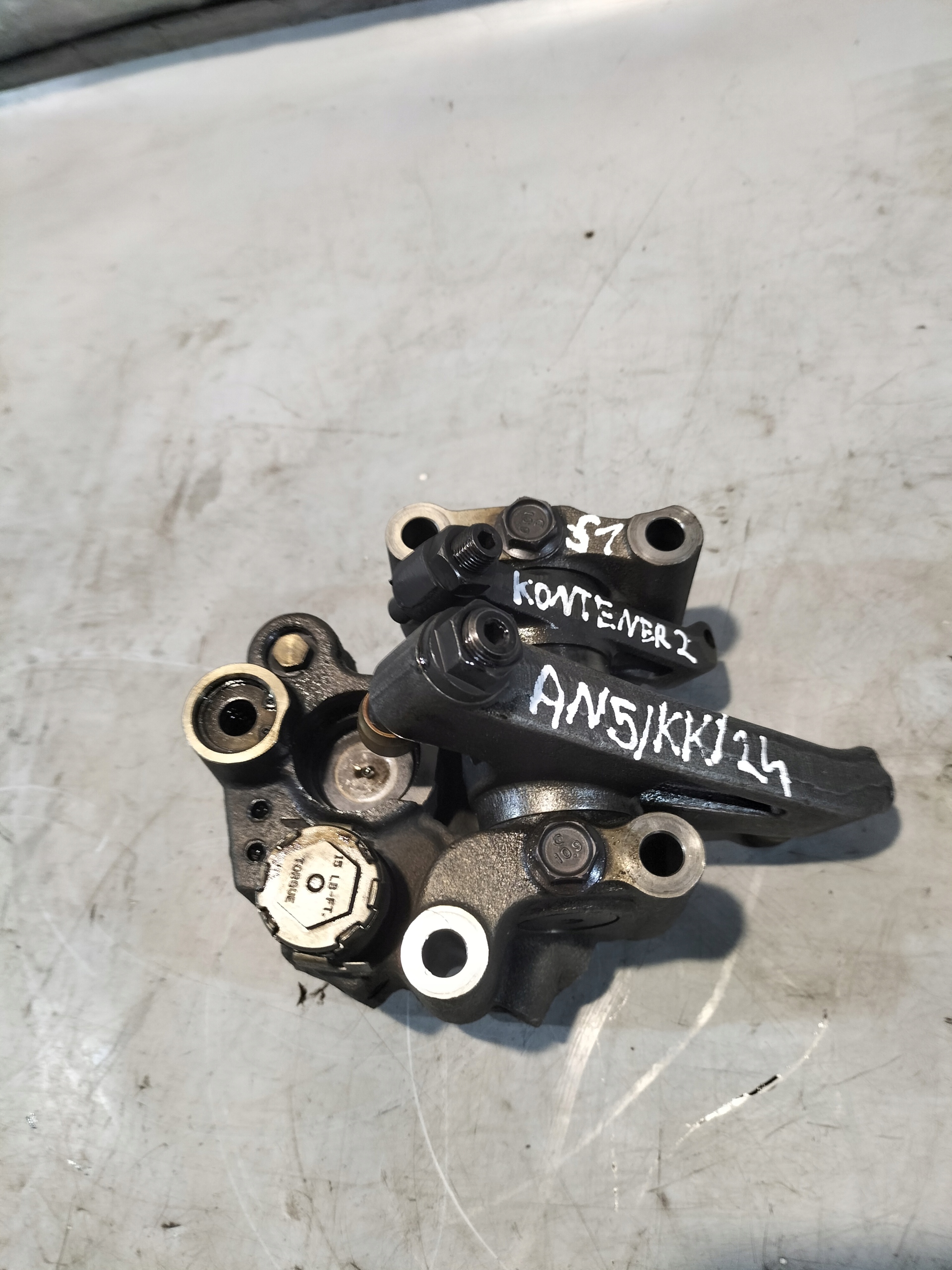 KLAWIATURA der Ventile DAF XF 105 00-032646