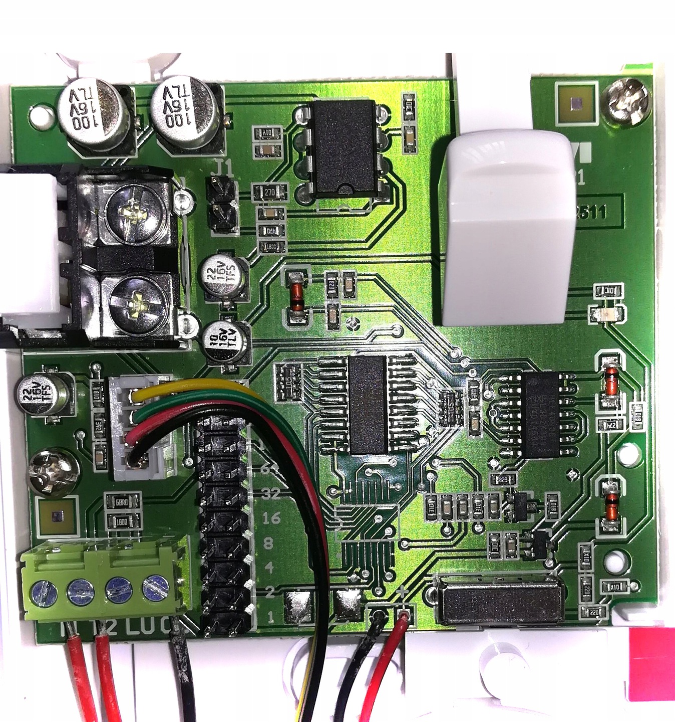 DOMOFON CYFROWY 4-RODZINNY URMET 1062/105VD SIGNO Kolor biały