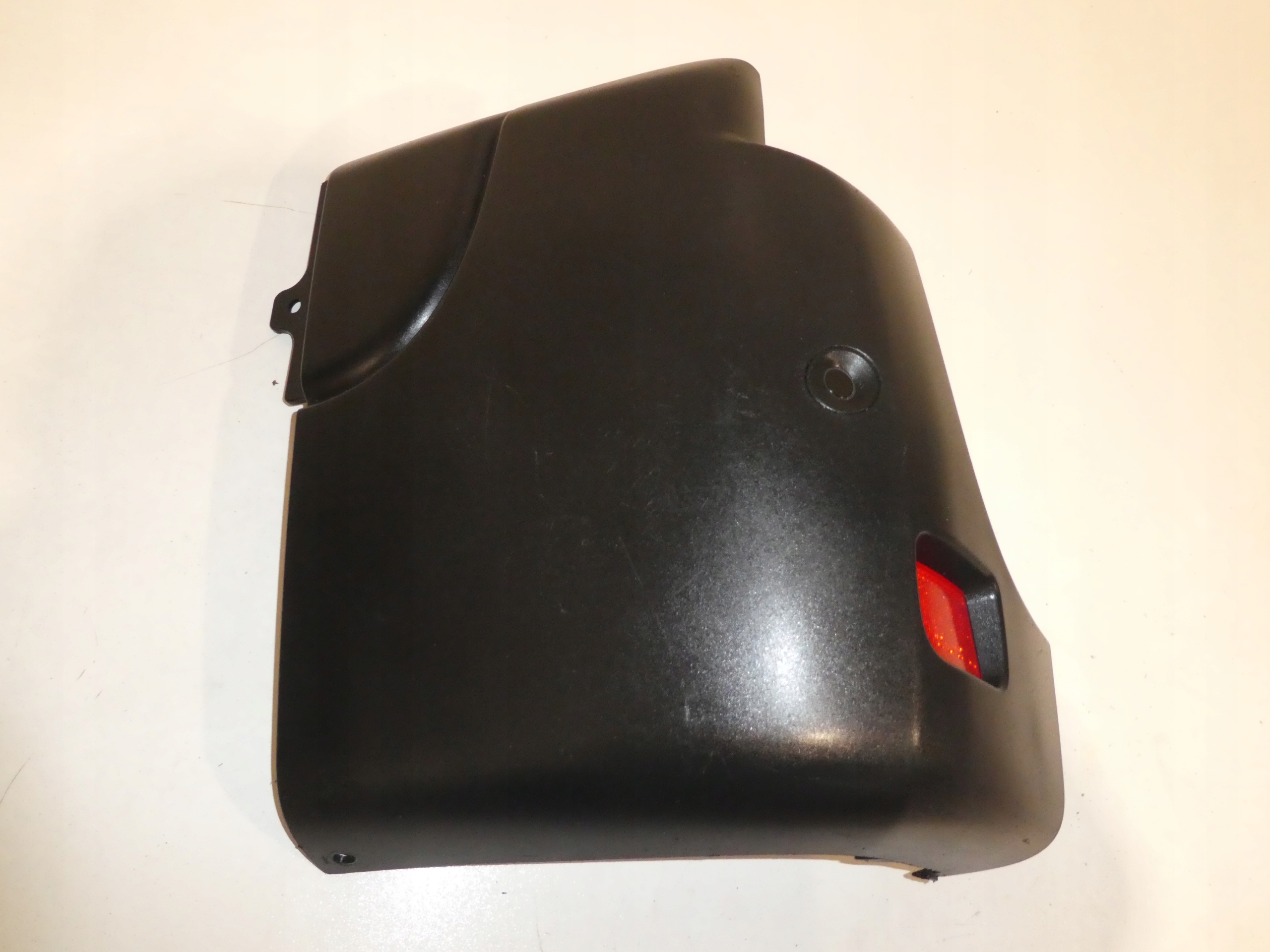 Ecke der Stoßstange RENAULT MASTER 850178315R PDC