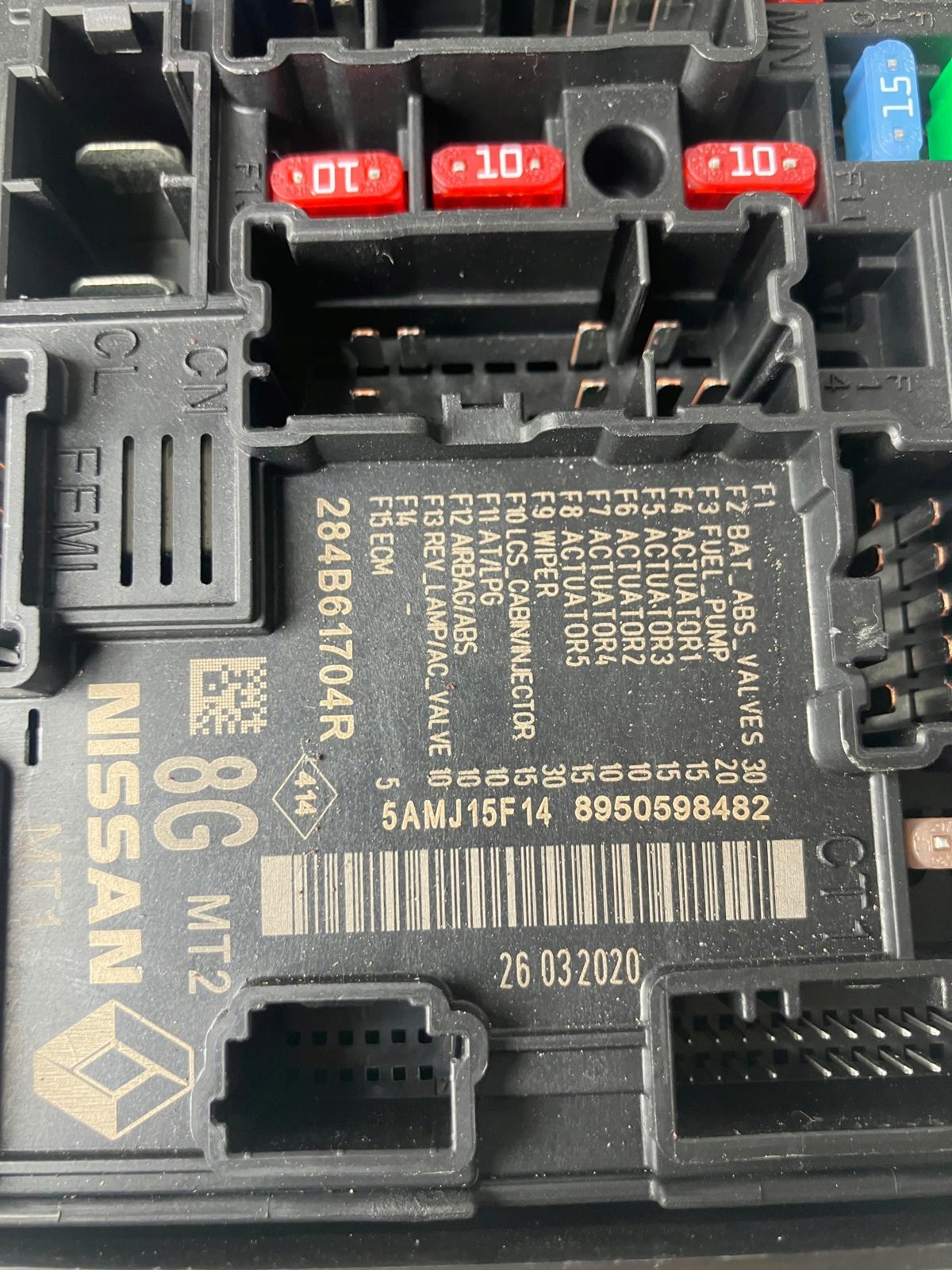 Module USM Module fusibles RENAULT CLIO V 284B61704R