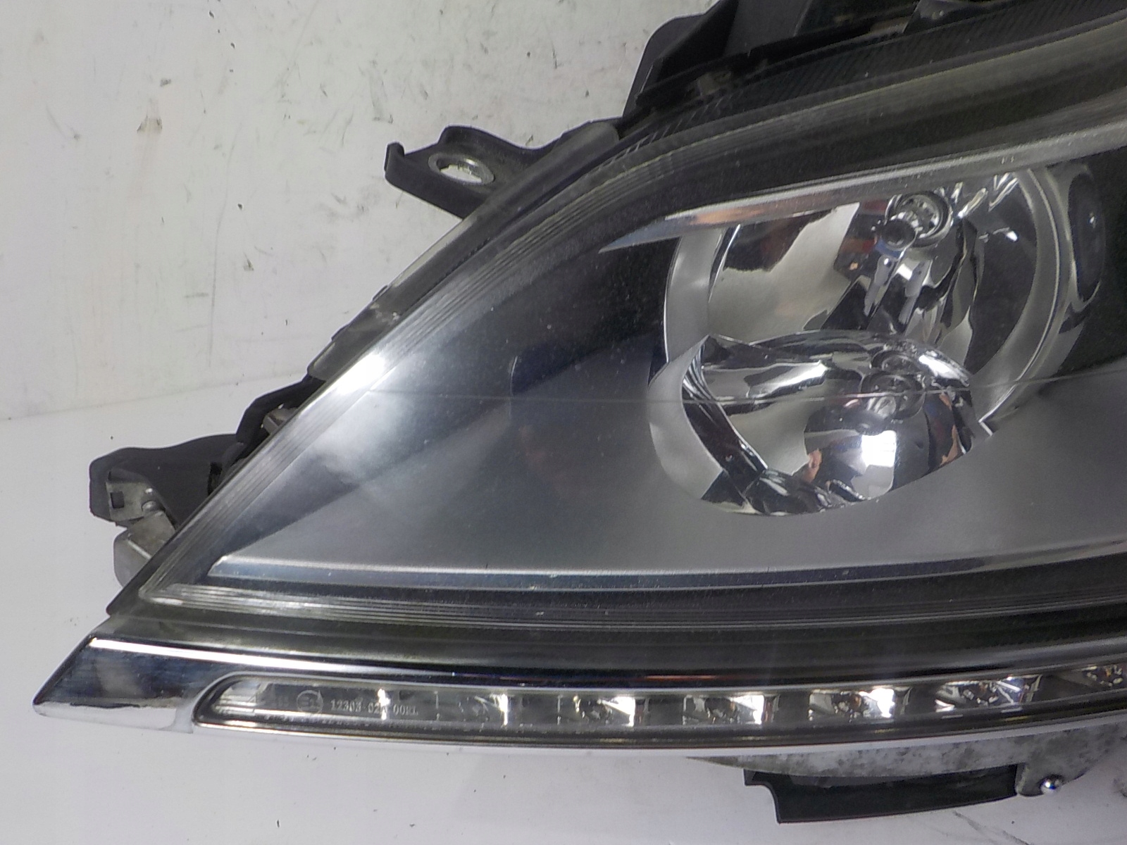LANCIA DELTA III XENON light left front front UK