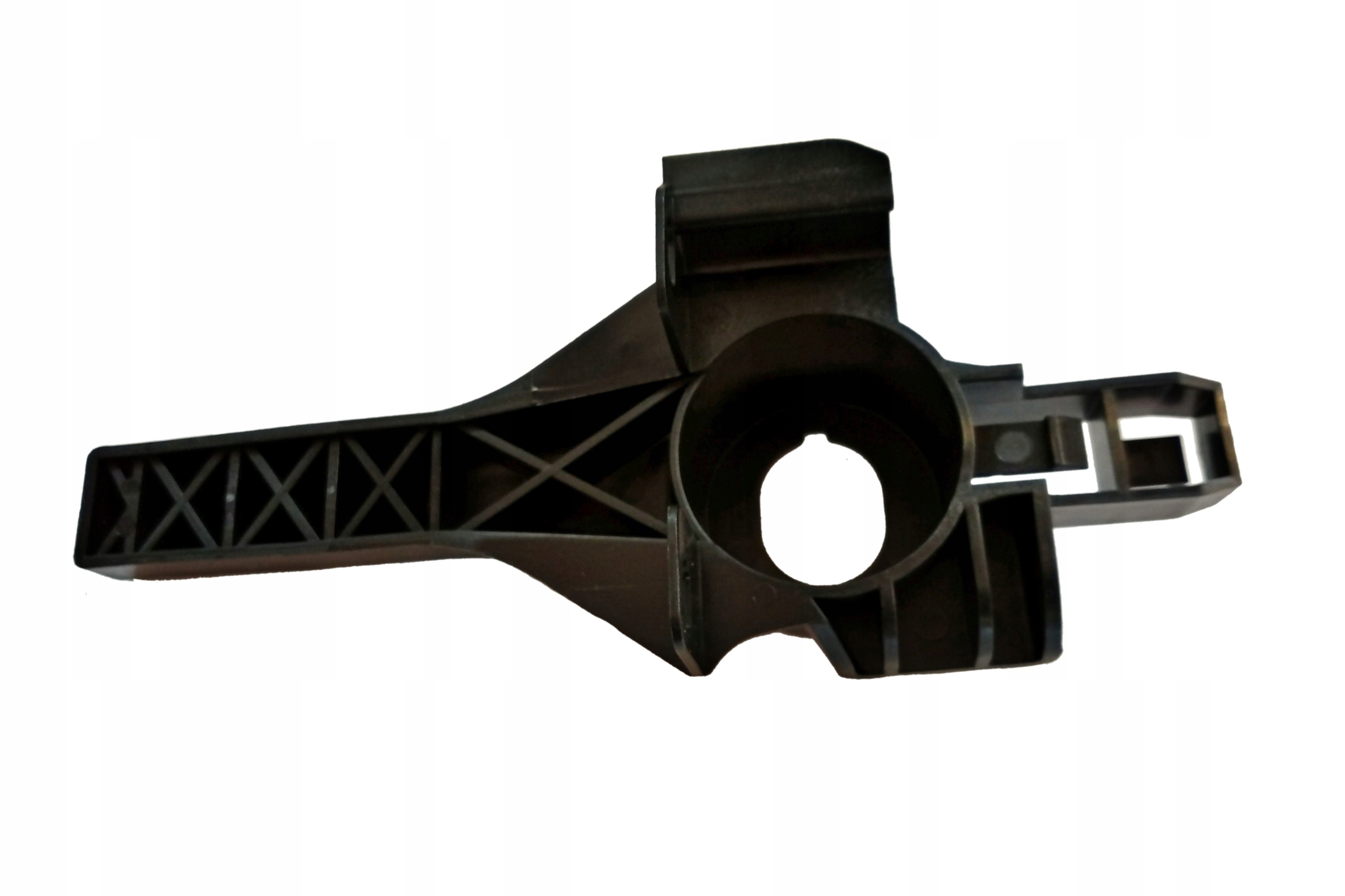 ELEMENT USTALAJĄCY CHŁODNICY PRAWY PRZÓD AUDI Q5