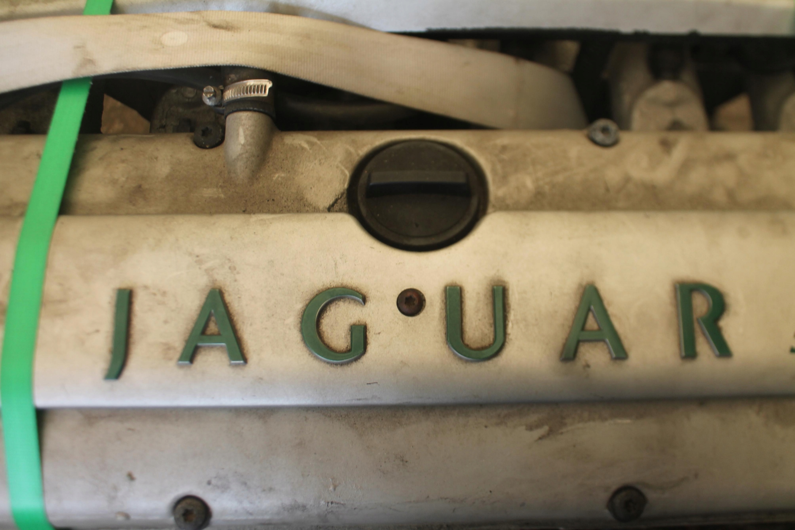 engine unprotected pillar 3.2 R6 237 KM 9HP GRB 9HPGRB JAGUAR 97-02