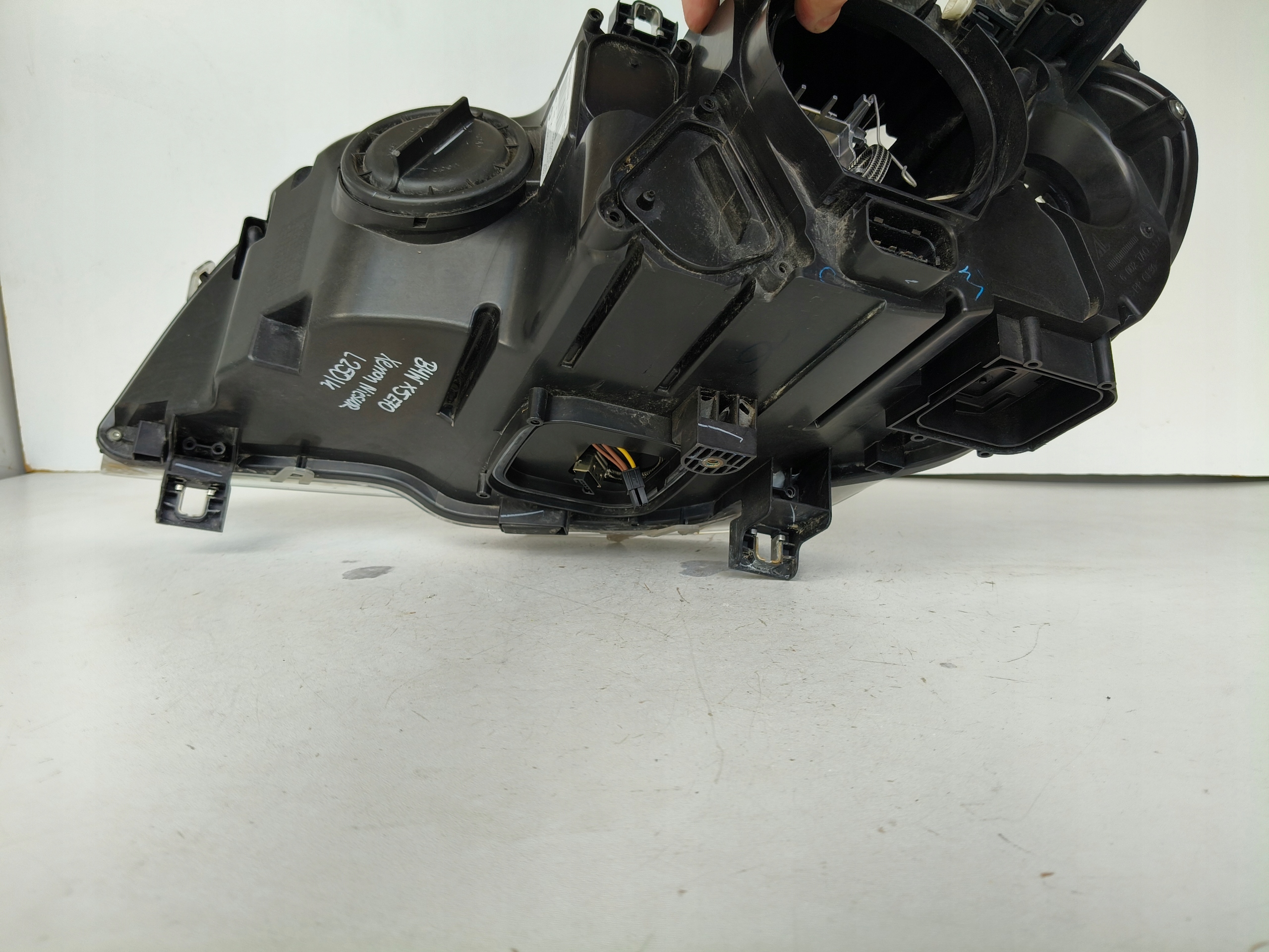 light right REFLEKTOR BMW X5 E70 XENON non-setting