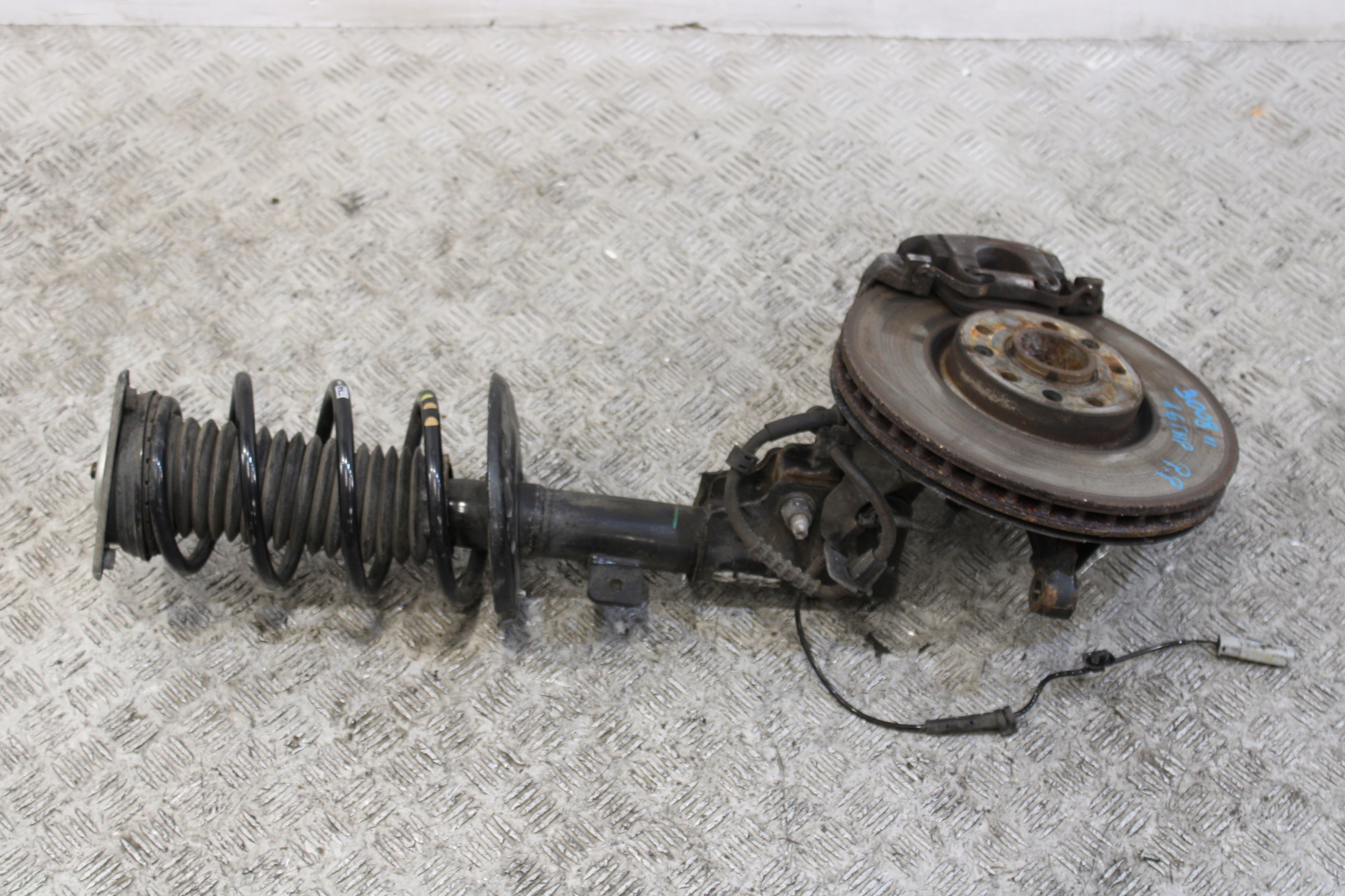 swing shock absorber McPherson left front PEUGEOT 3008 II 2 GT-LINE