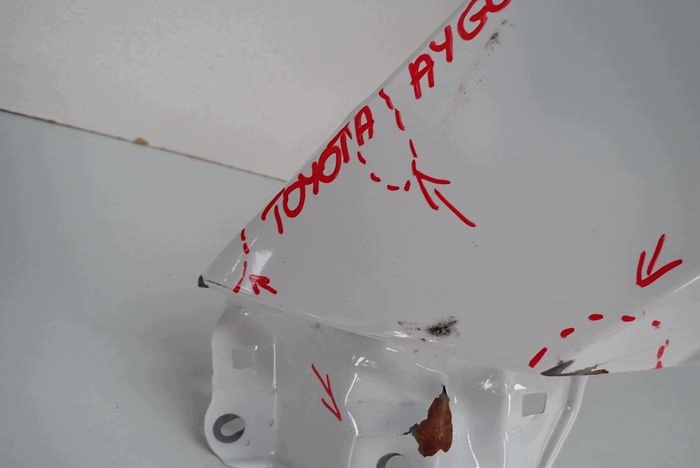 TOYOTA AYGO X 22- fender left front front