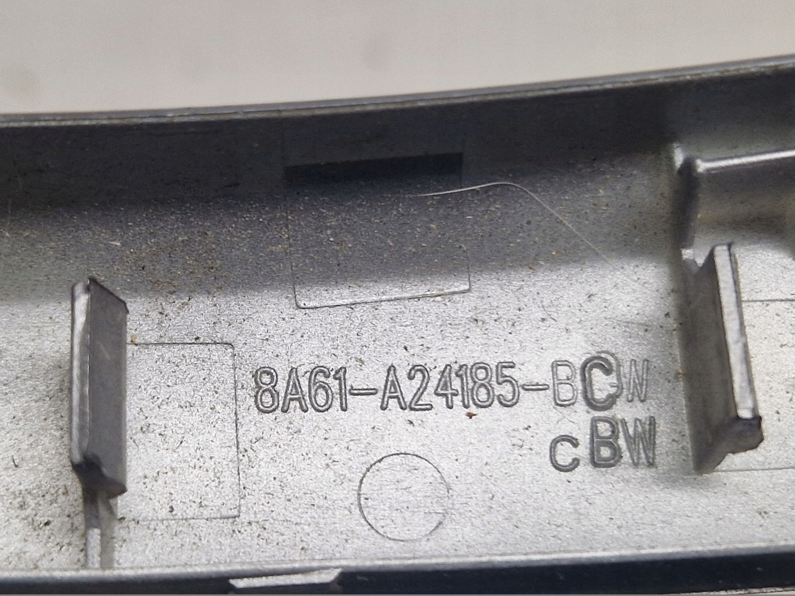 FORD FIESTA MK7 handle DEKOR handle left front 8A61-A24185-BCW