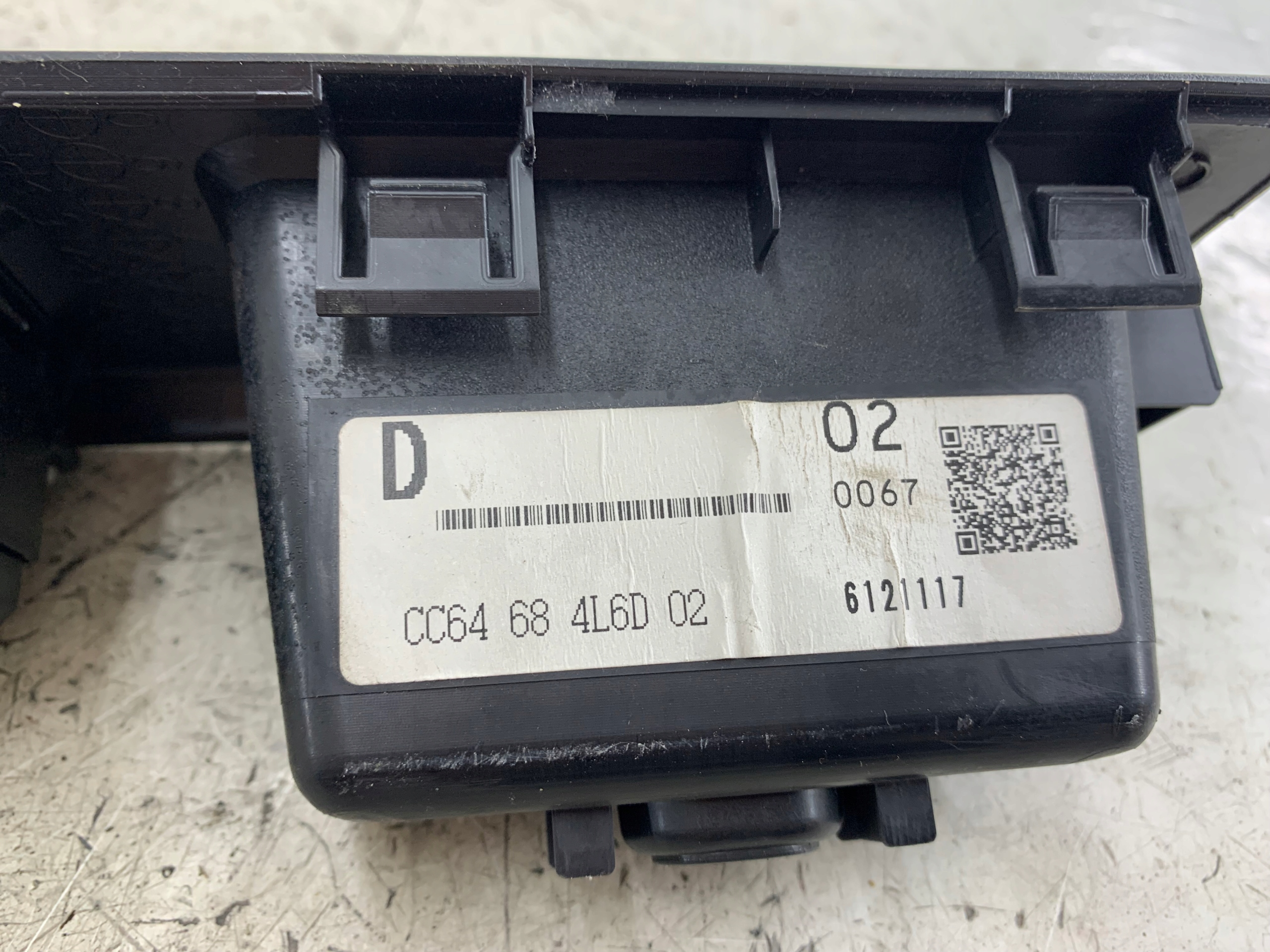 MAZDA 5 a CR PANEL okna levý předek řidičů CC64684L6D