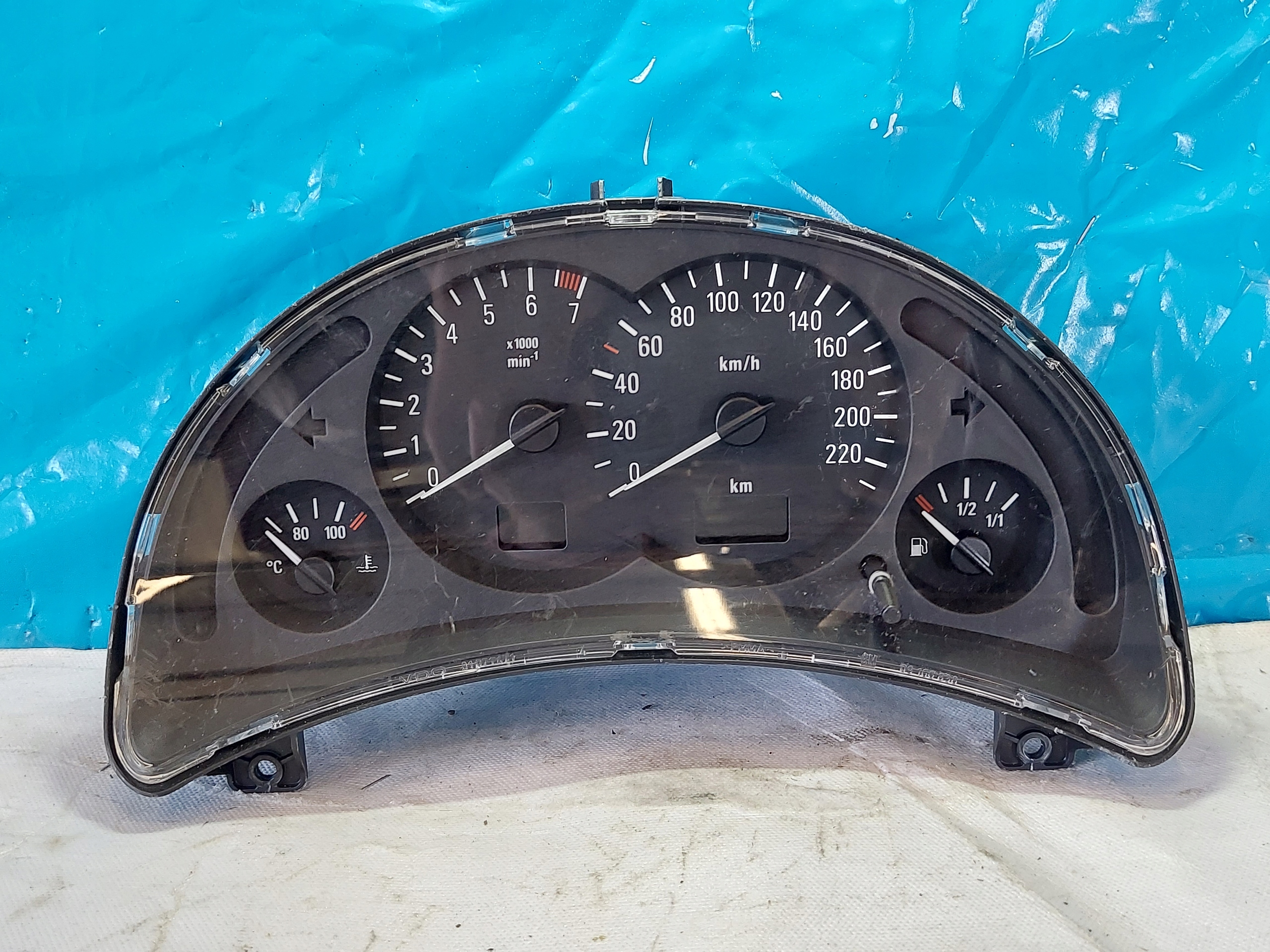 dials clock CORSA C 1.0 B 13173353WG