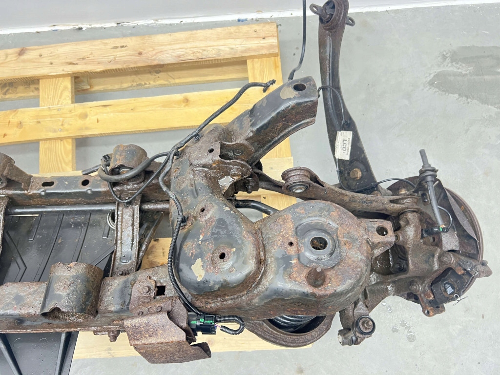 FORD KUGA MK2 4X4 AWD BELKA ZAWIESZENIA TYŁ TYLNA ZAWIESZENIE Numer katalogowy części 01