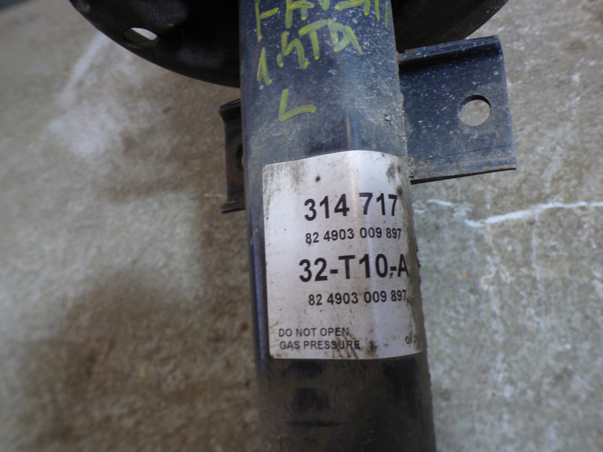 McPherson swing shock absorber left SKODA FABIA III 1.4TDI