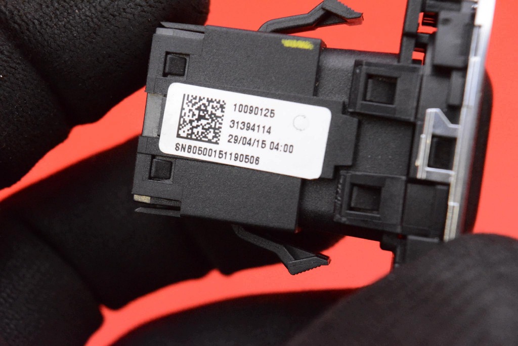 ignition key button AH4N-15607-AE VOLVO V40 II 2.0 D2 120 KM 12-16