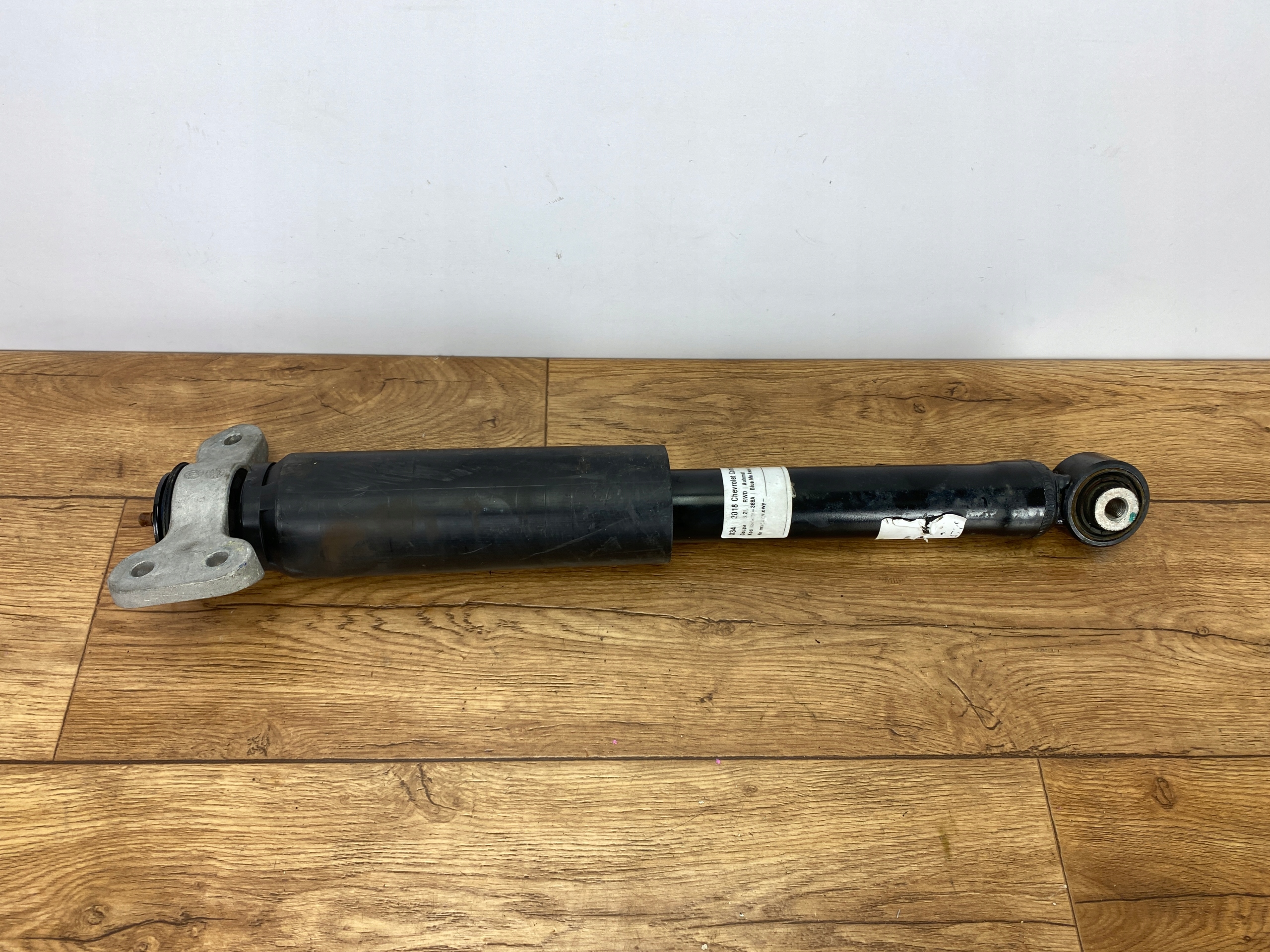 shock absorber left rear part Chevrolet Camaro SS 2016+ USA