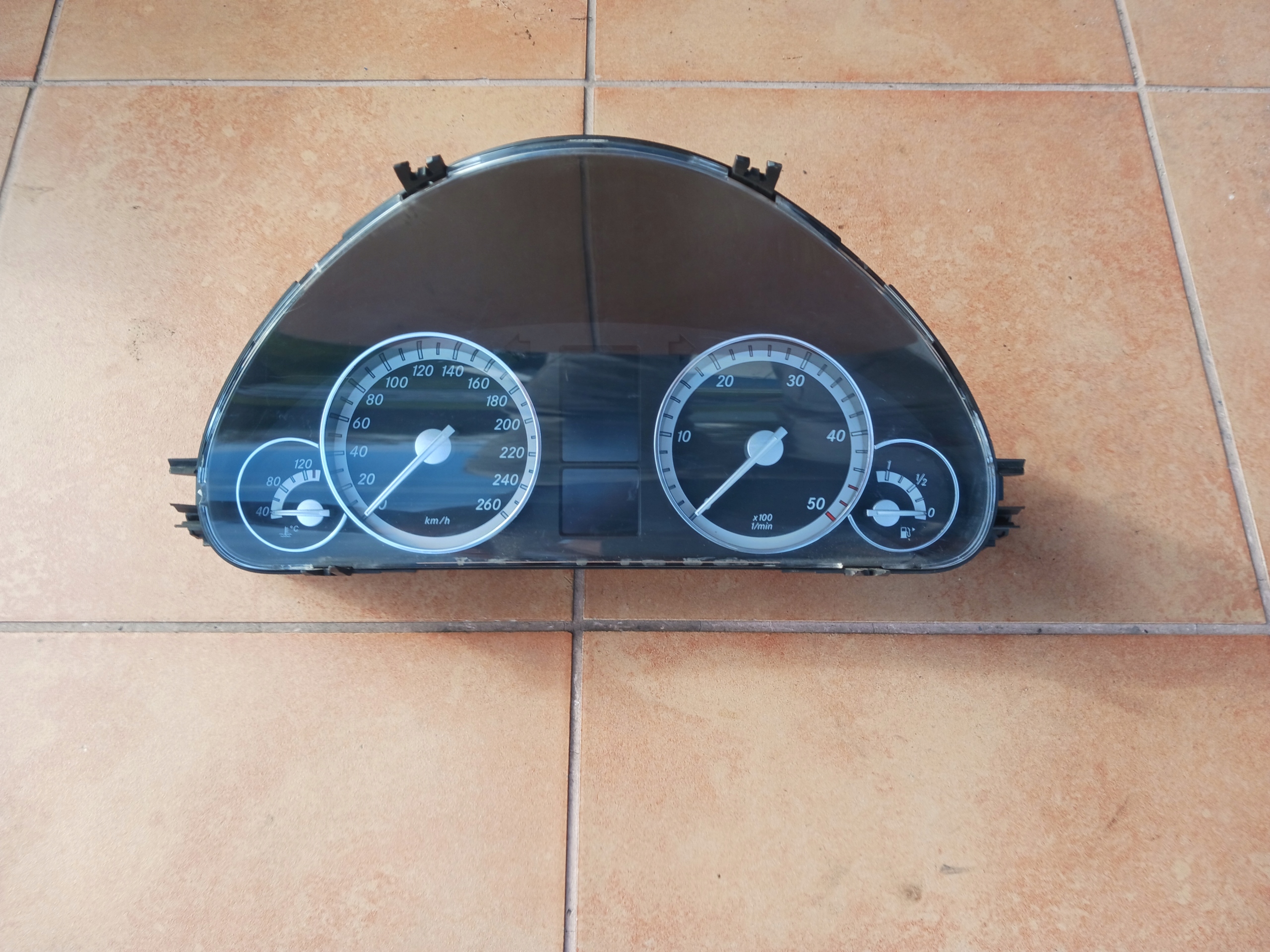 dials MERCEDES W203 LIFT A2035403748