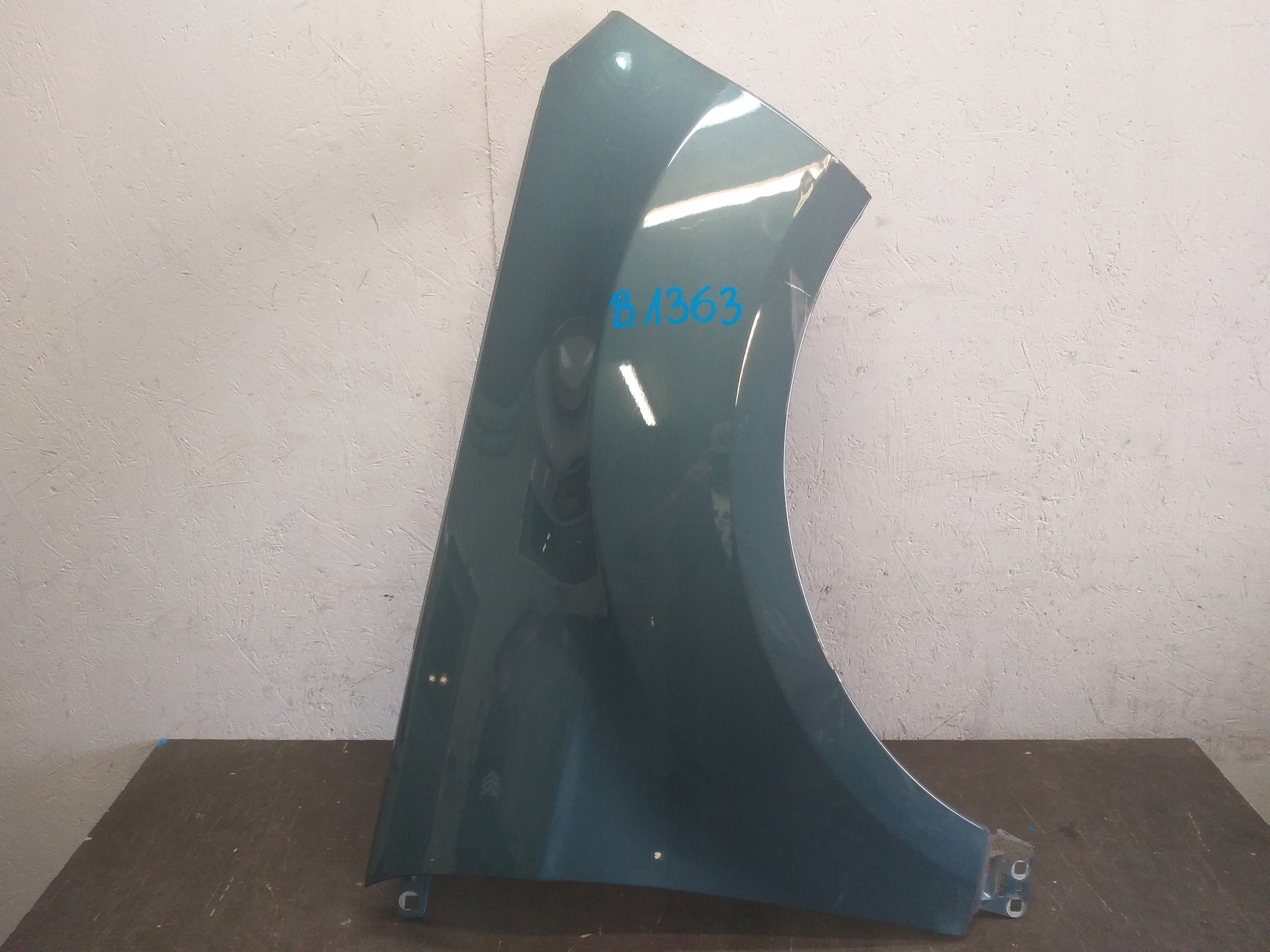 FENDER FRONT RIGHT FORD ECOSPORT