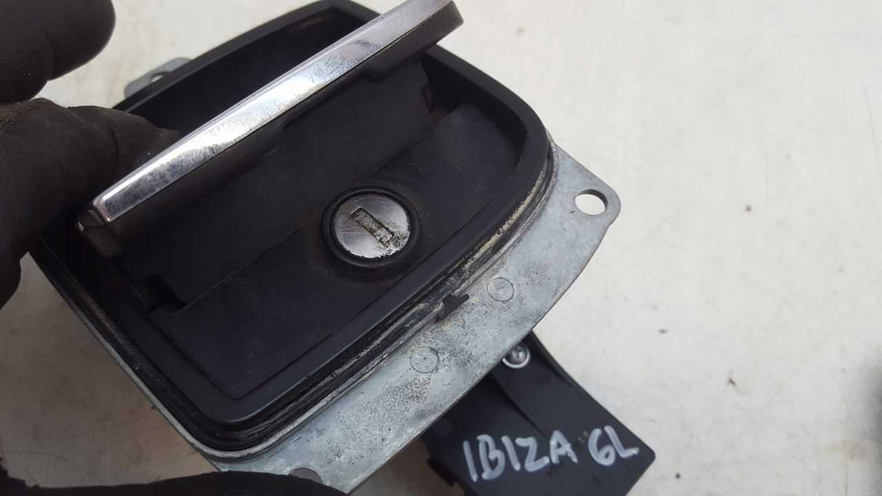 ignition handle key Seat Ibiza 6L 1,2
