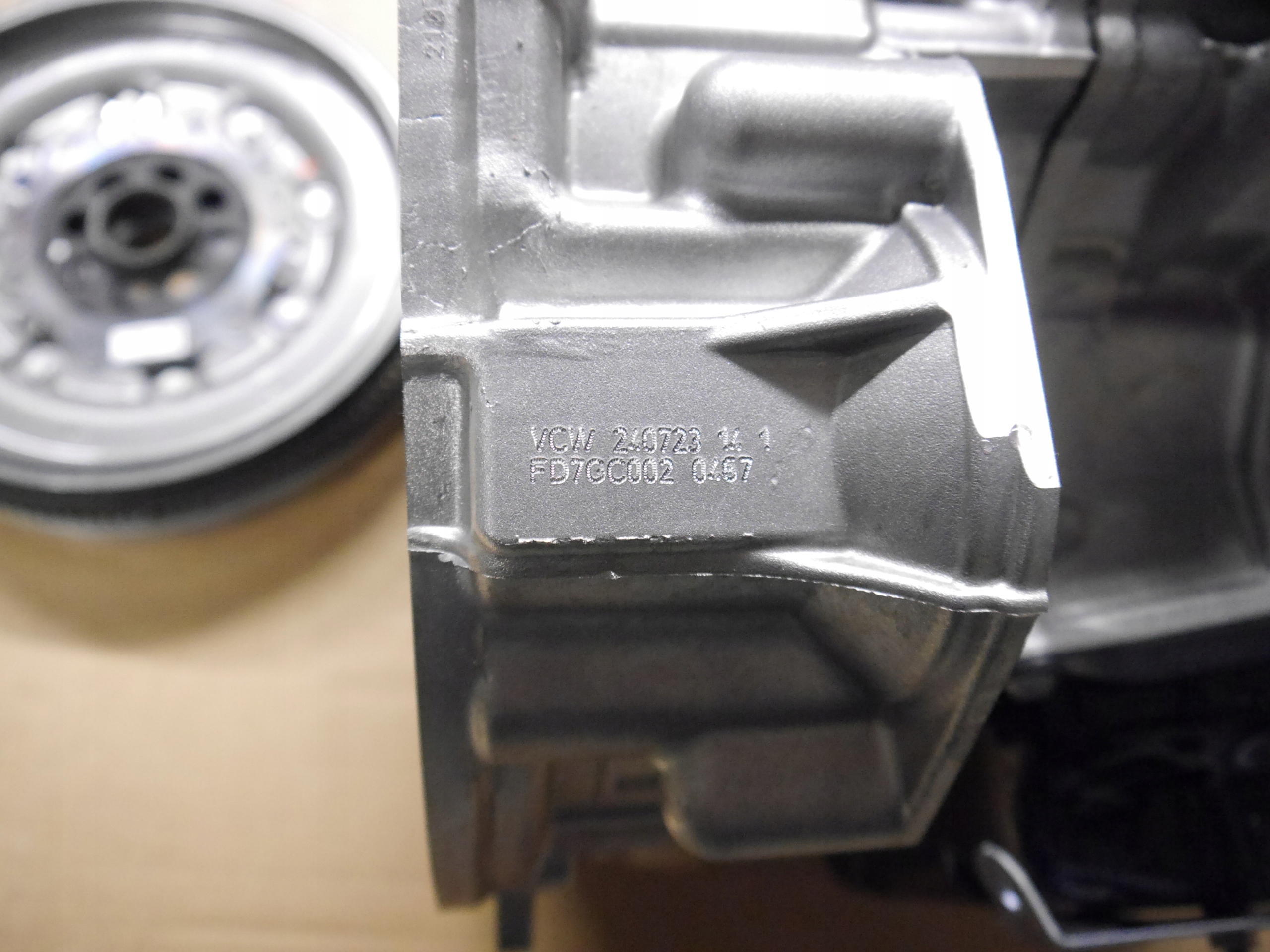 VW GOLF 8 SKRZYNIA BIEGÓW VCW 2.0 TDI Rodzaj skrzyni Automatyczna