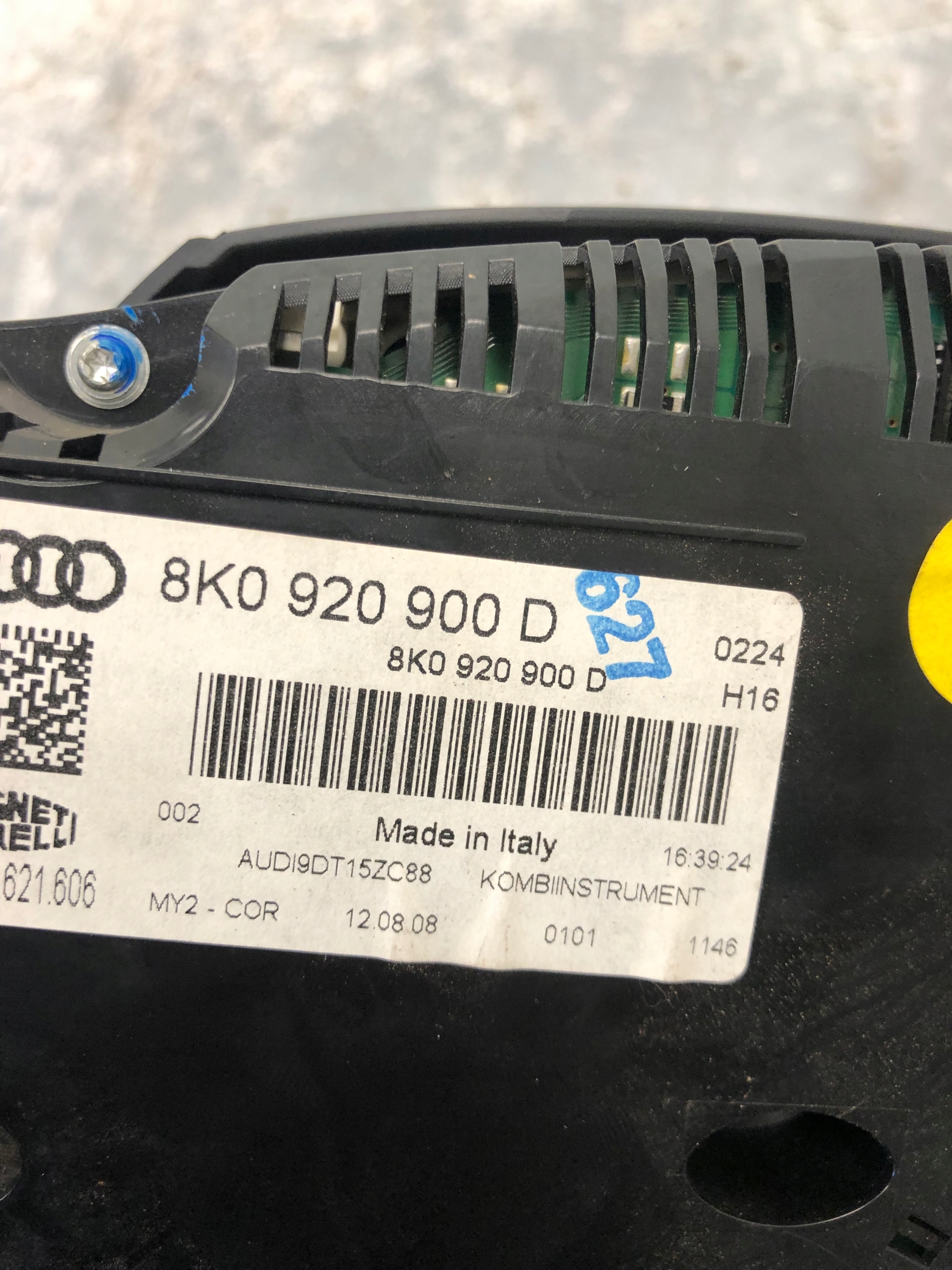 dials dials AUDI A4 B8 8K0920900D EUROPA