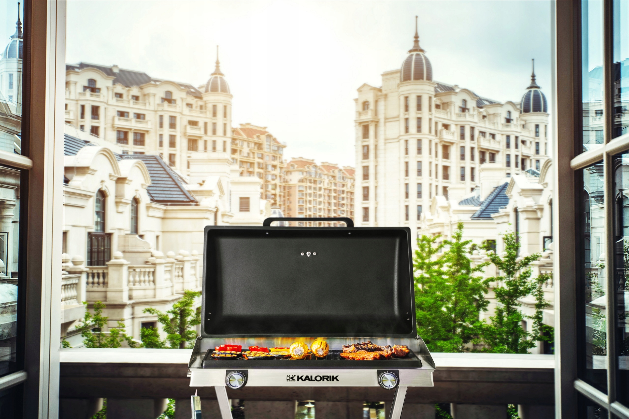 GRILL ELEKTRYCZNY STOJĄCY OGRODOWY 2500W IPX4 na TARAS BBQ 250°C OUTLET Marka Kalorik