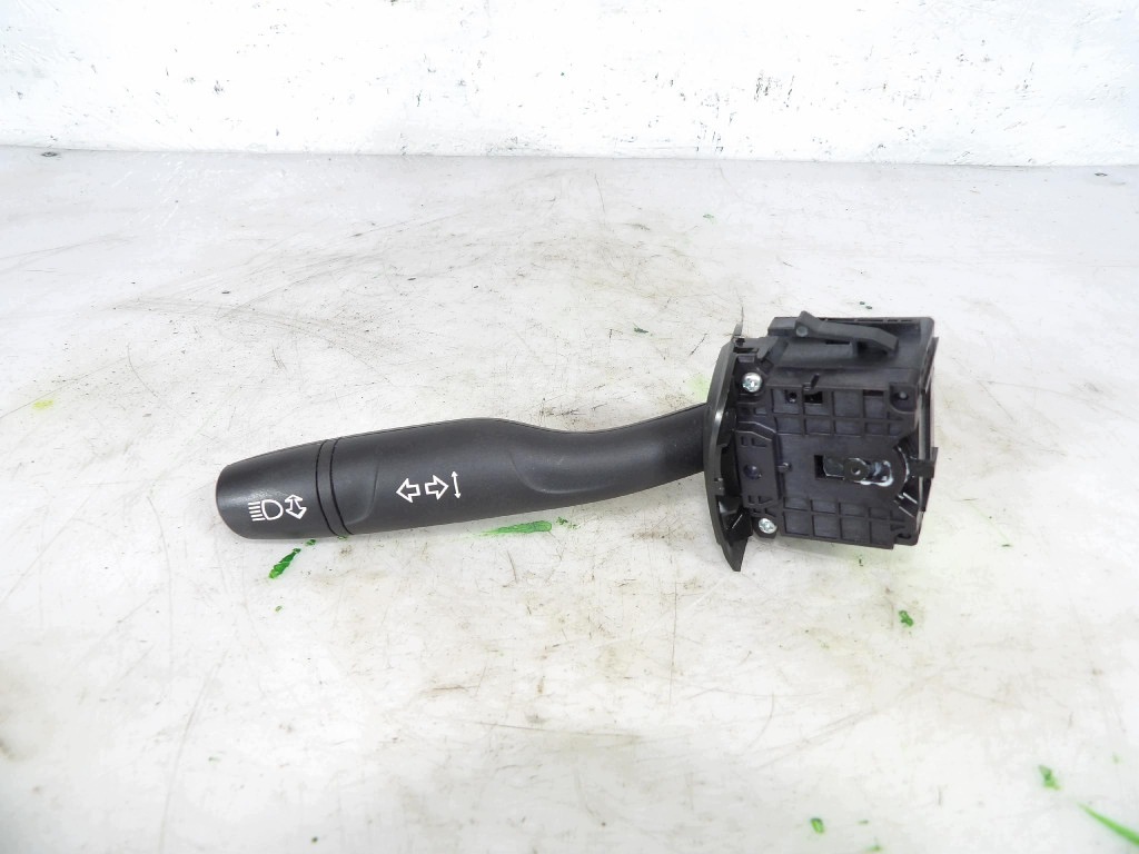 OPEL ASTRA K Bouton Indicateurs de direction 39043505