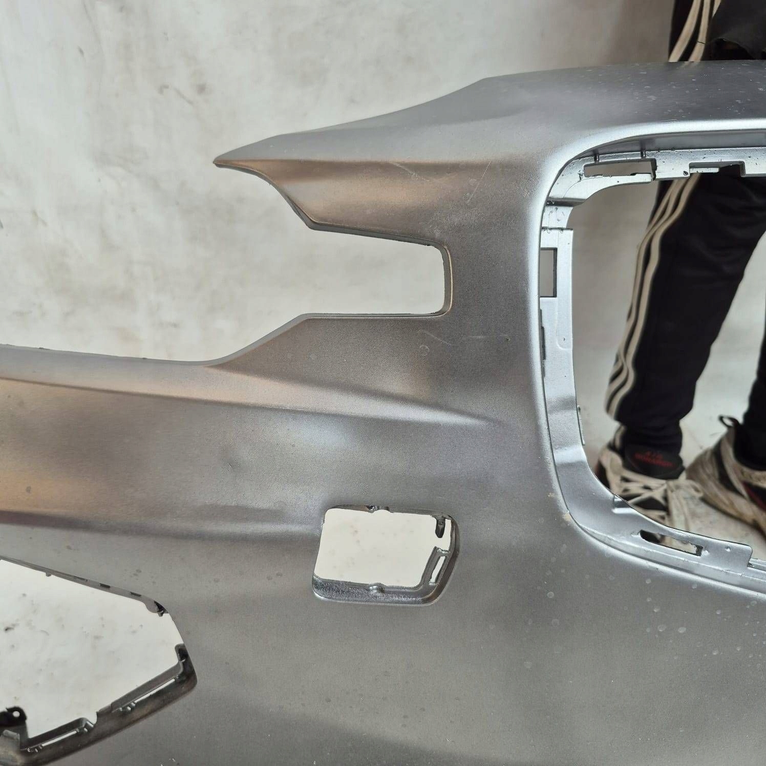 VOLVO V60 II 2 S60 III 3 R-design 18-> bumper front front washer PDC