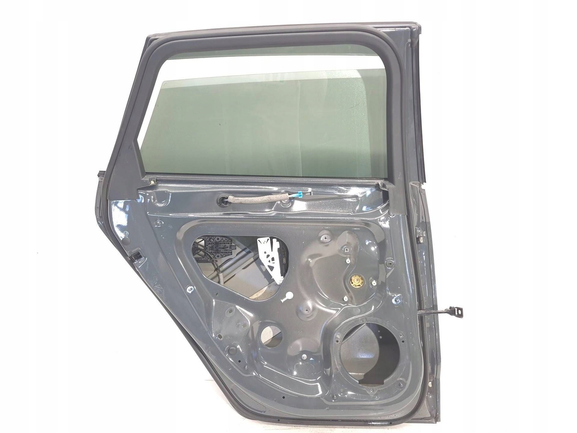 door left rear part rear. left AUDI A3 8V LIFT HB LX7M