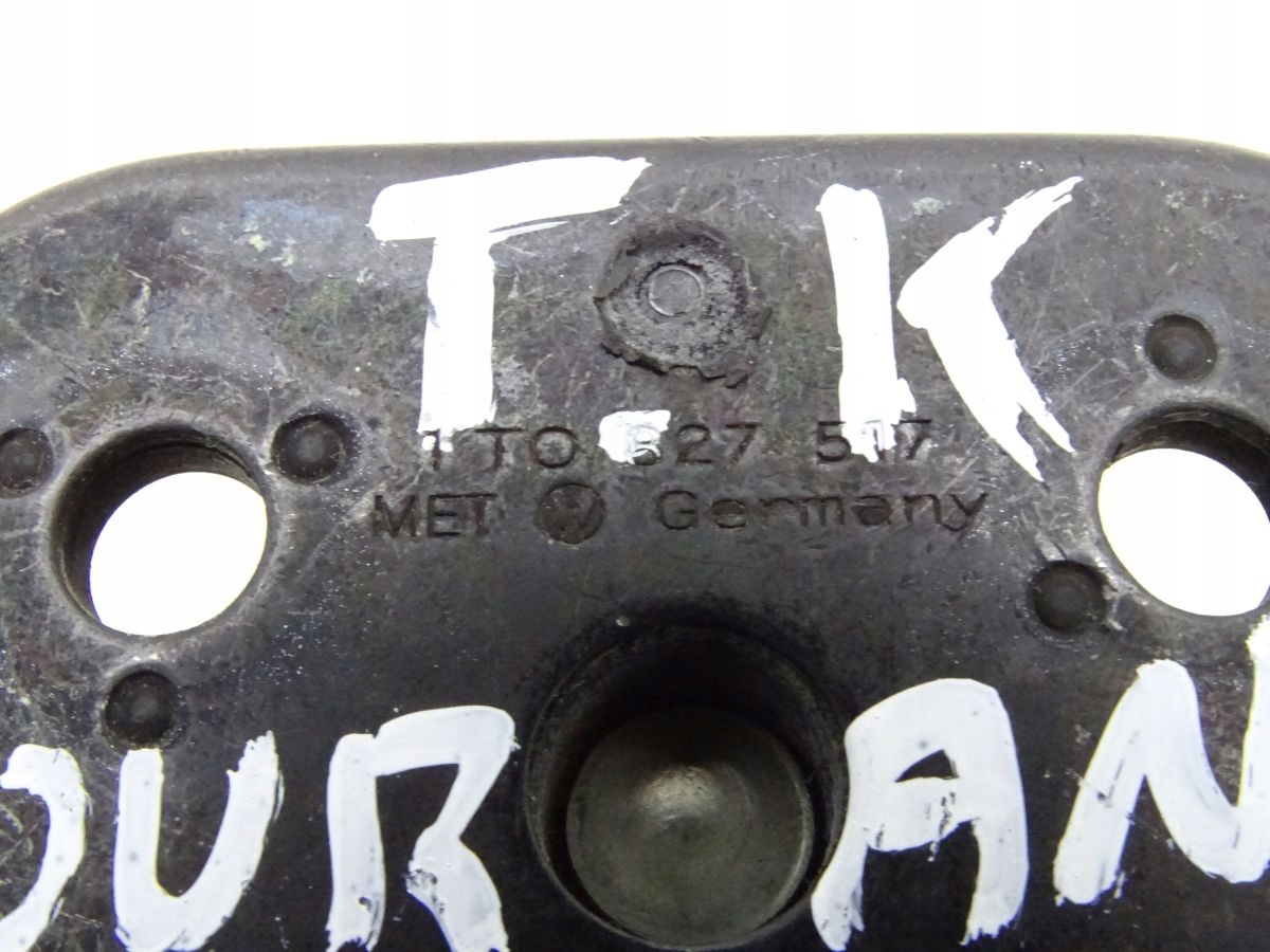 VW TOURAN I 03- RYGIEL KLAPY TYŁ Producent części Volkswagen OE