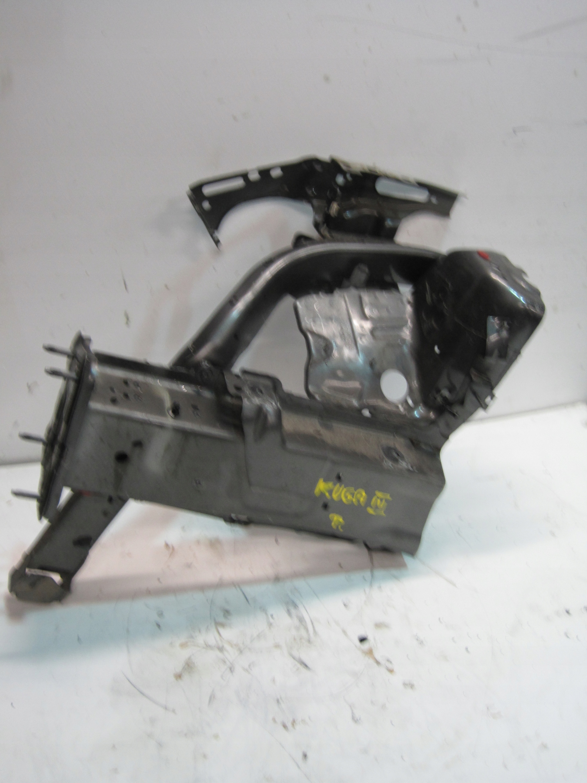 quarter right FORD KUGA III MK3