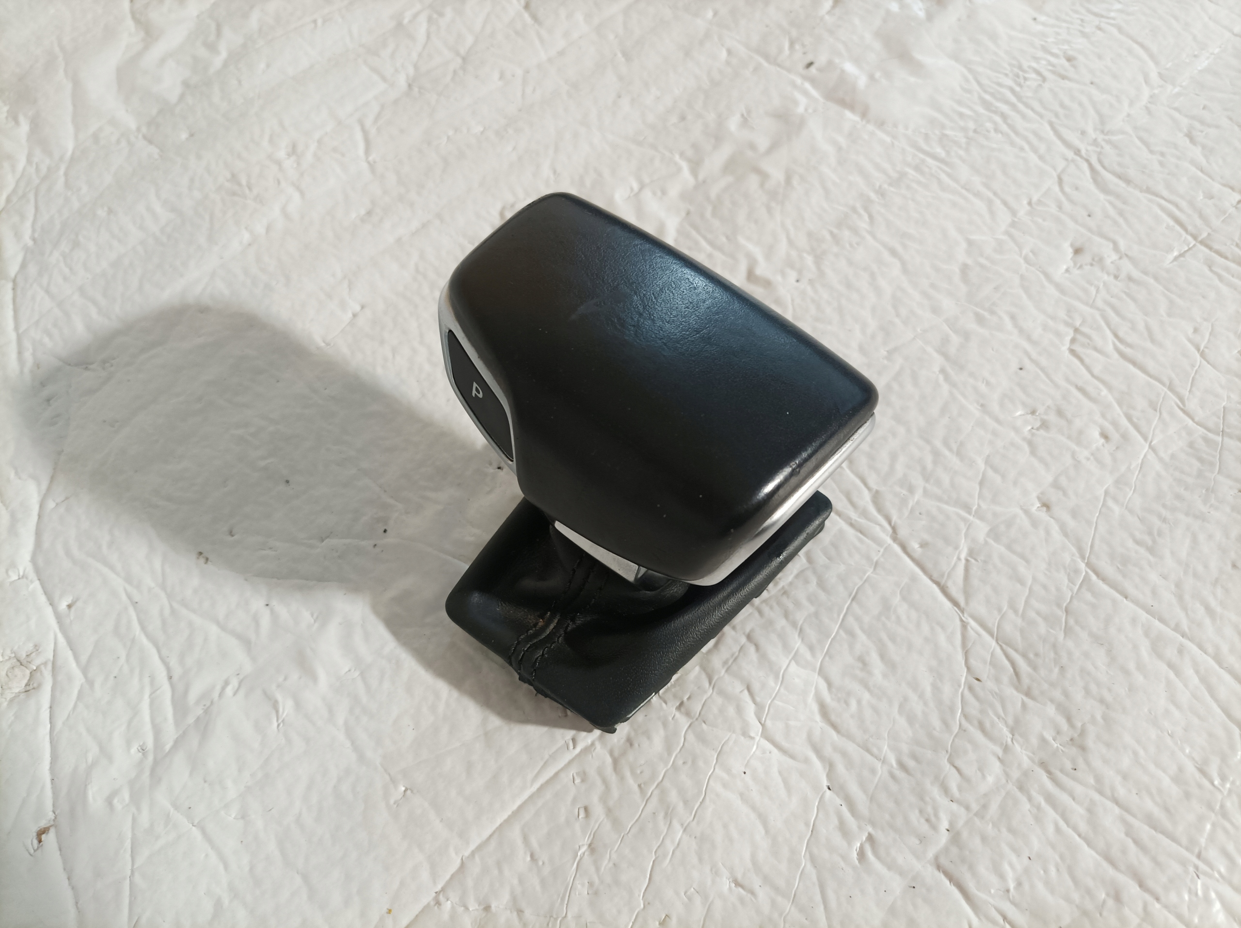 AUDI A4 B9 LEVA CAMBIO 100103624