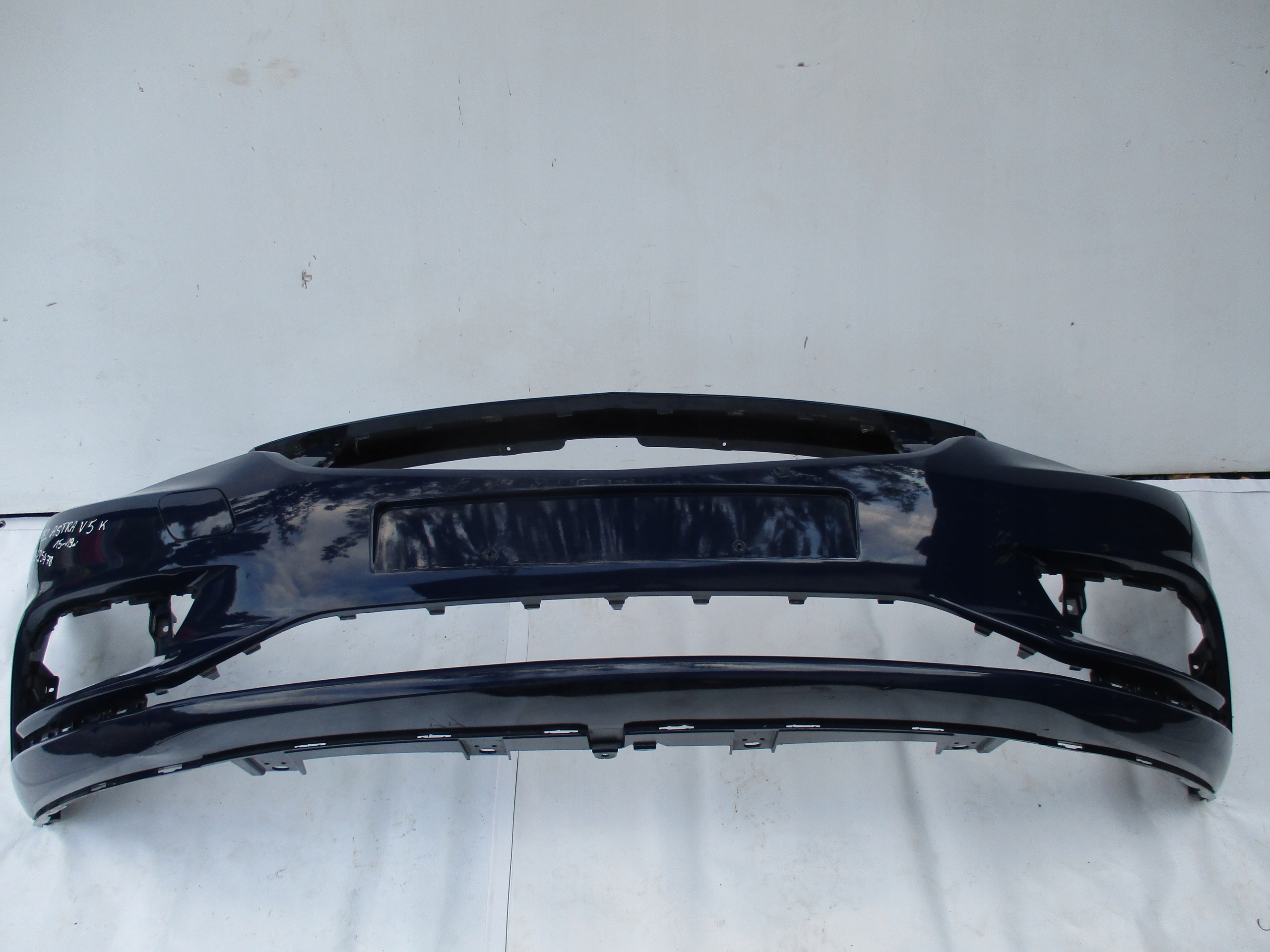 nárazník předek přední Opel Astra V K 13425478