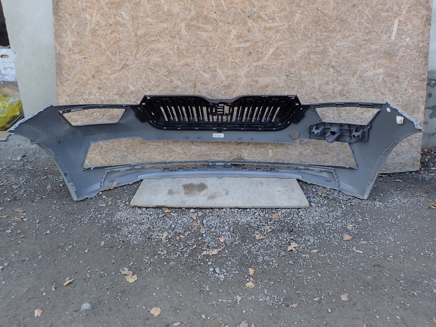 bumper front front SKODA KAMIQ 568 NW4 2019