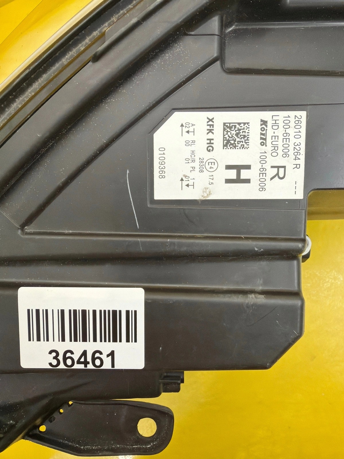 light right Renault Kangoo IV 4 Full Led 260103264R