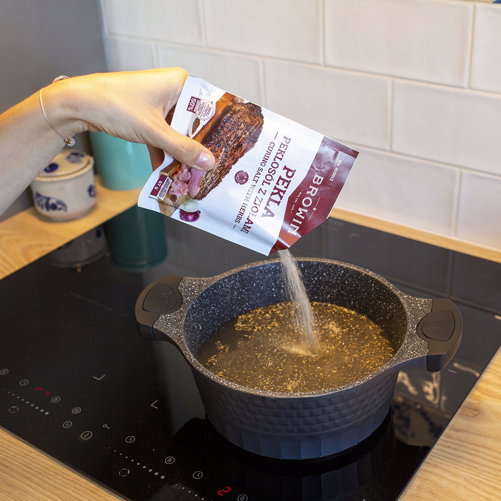 PEKLOSÓL Z ZIOŁAMI DO PEKLOWANIA MIĘS NA 2KG Kod producenta 410012