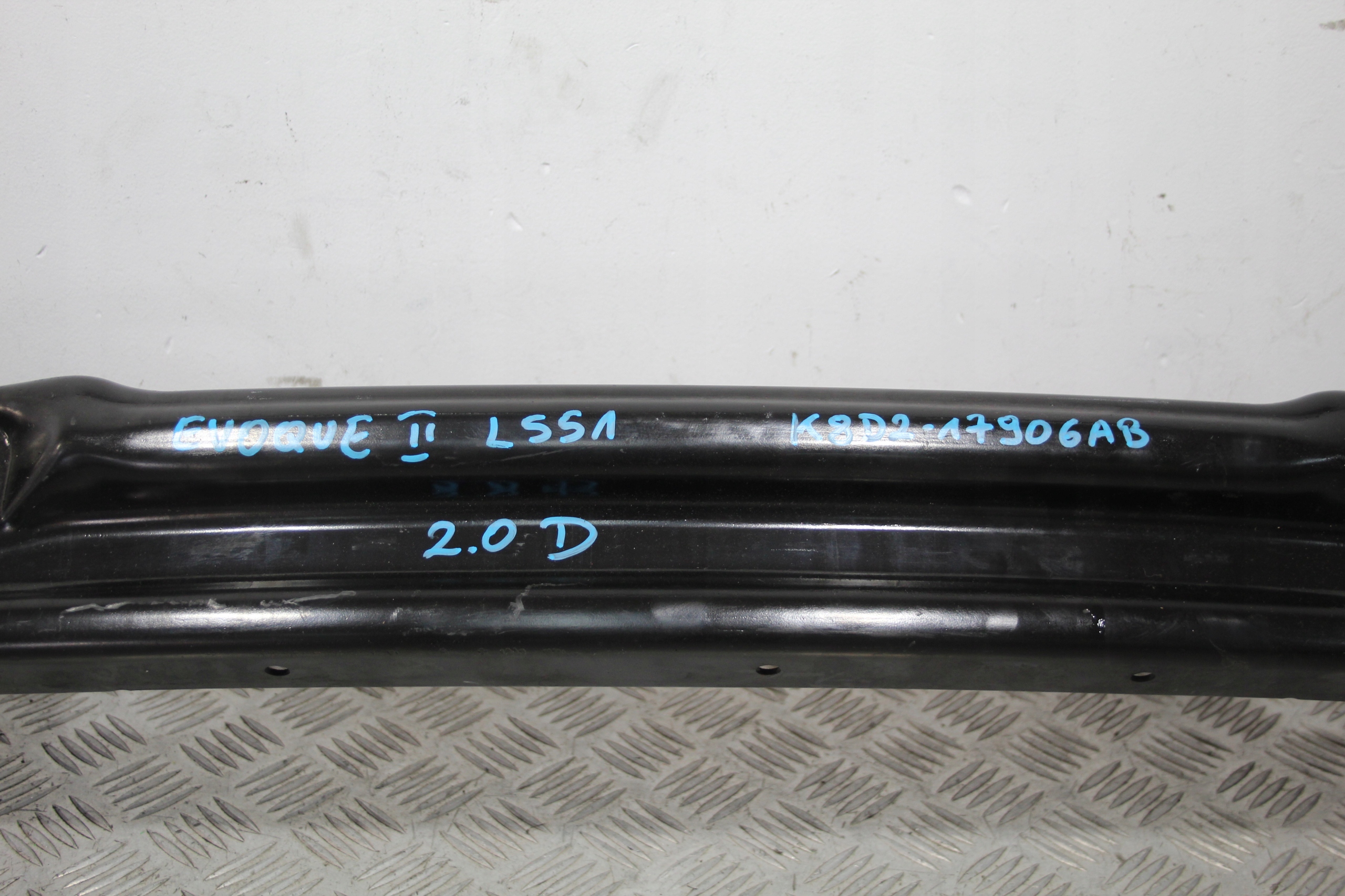 sider below bumper rear part EVOQUE II 2 L551