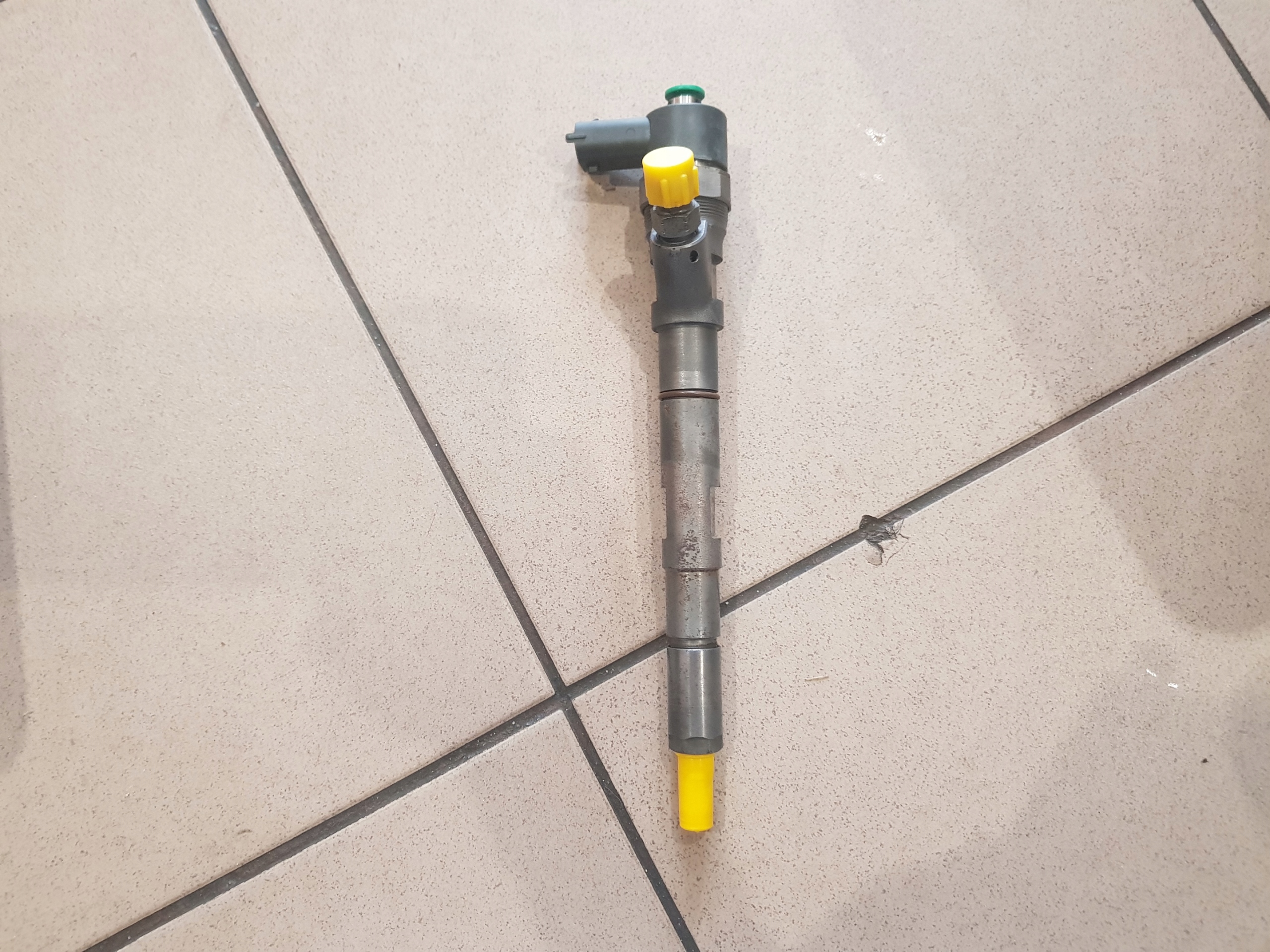 nozzle injector KIA HYUNDAI 2.5CRDI 0445110306