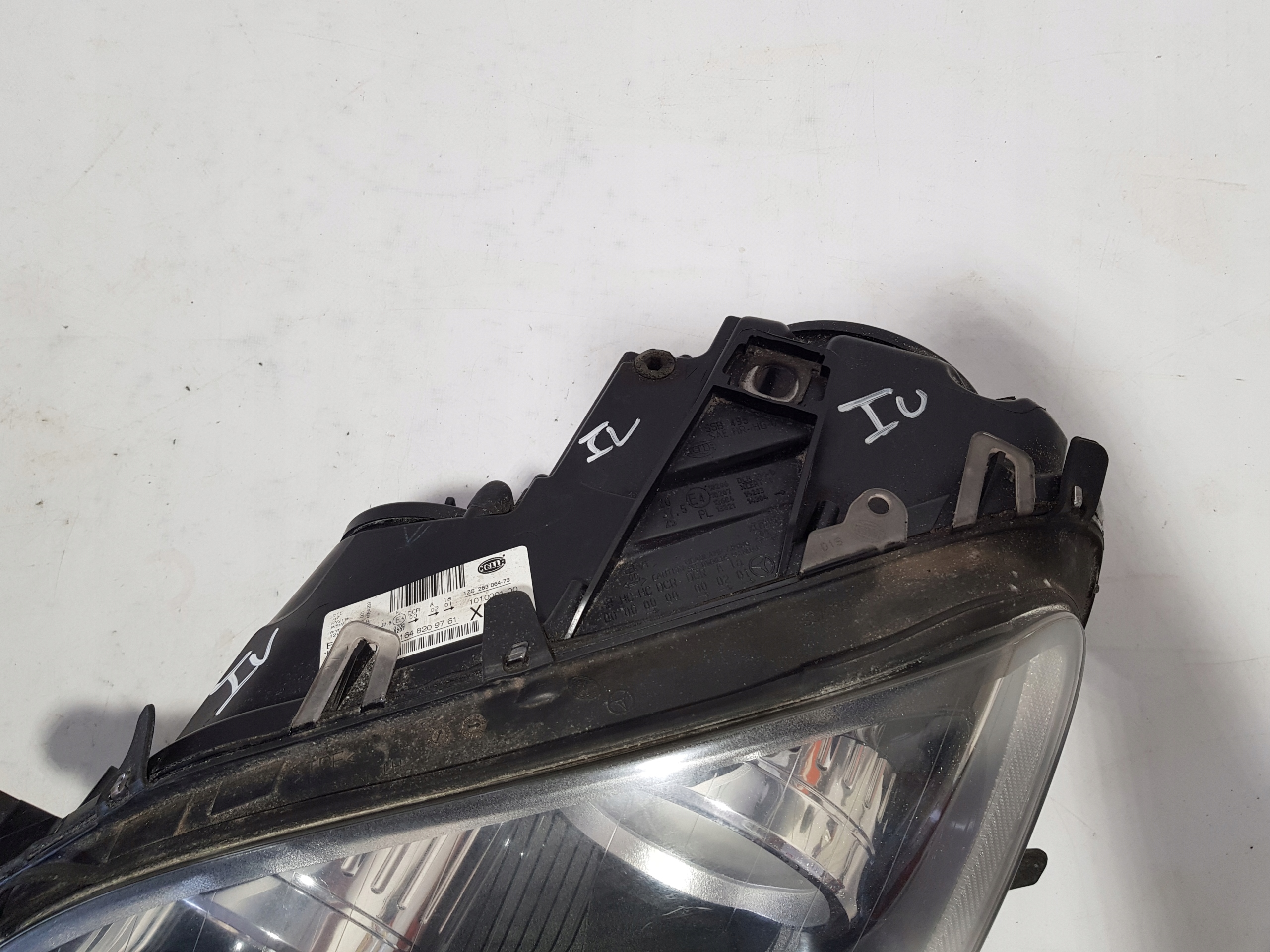 MERCEDES ML W164 AMG LIFT light BI-XENON left front A1648209761