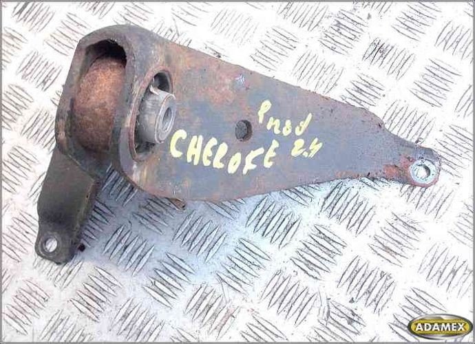 CHEROKEE KJ LIBERTY 2.4 03r - подушка