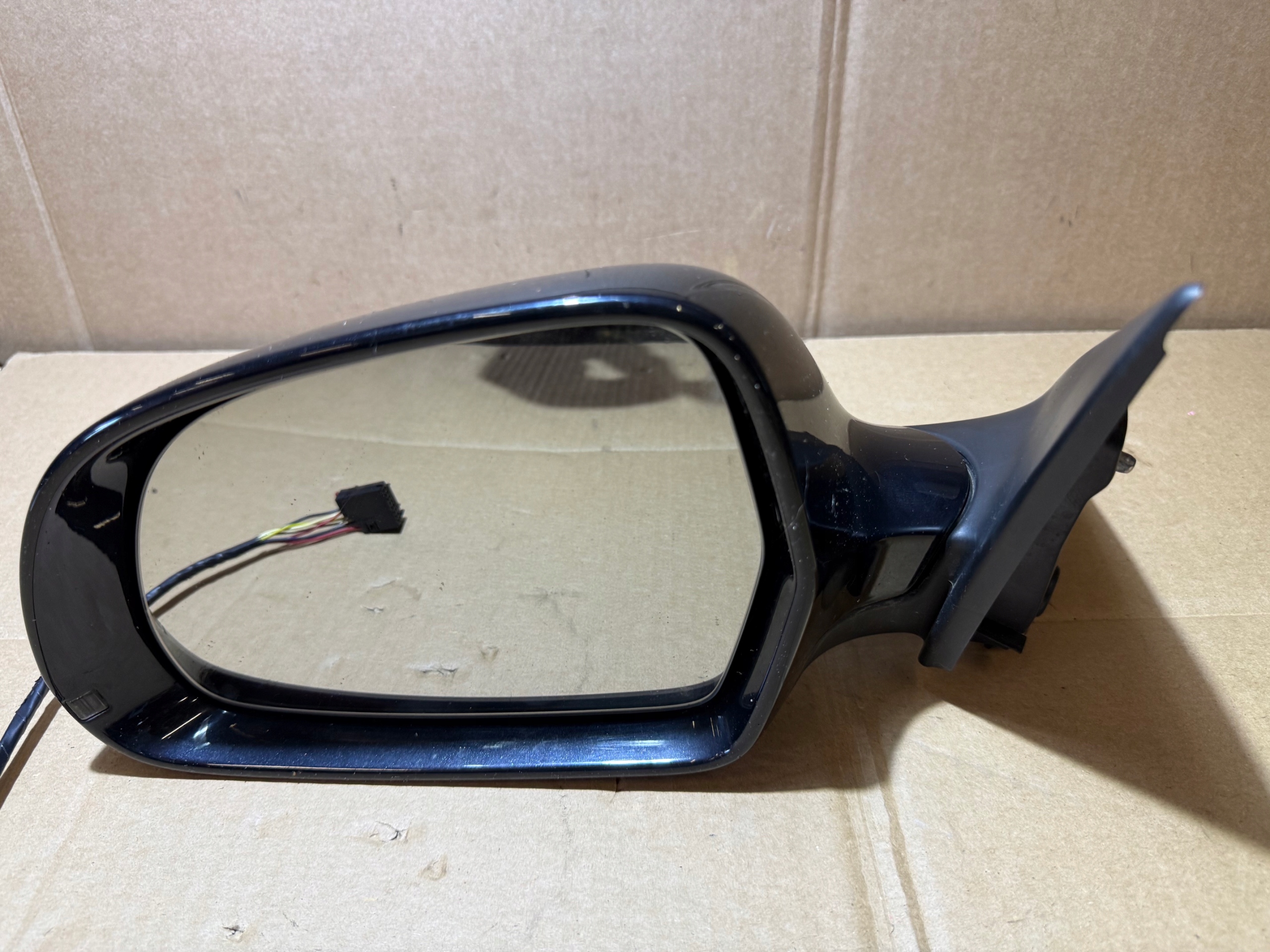 AUDI A6 C6 LIFT LZ9Y mirror left 7 PIN