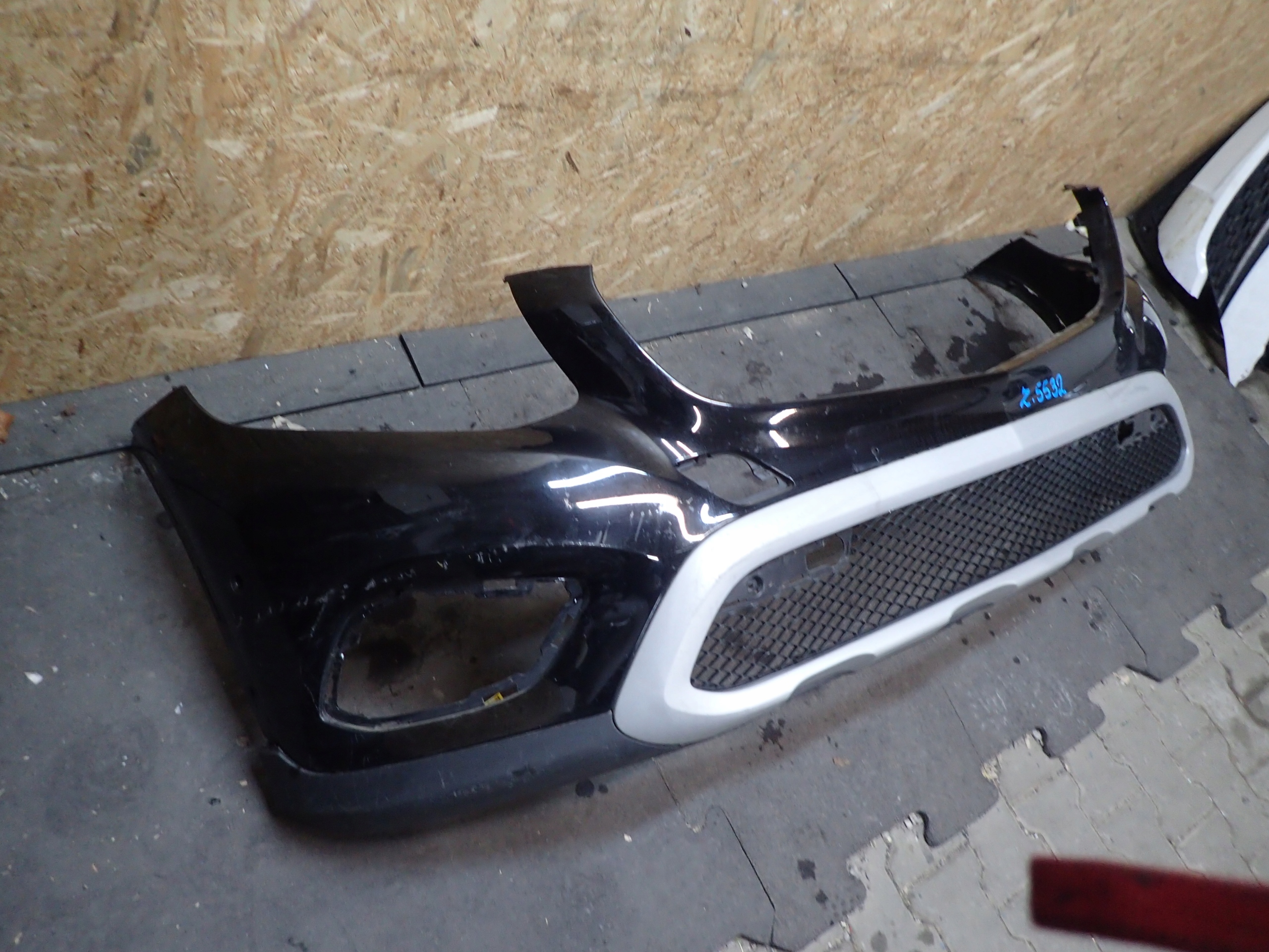 PARE CHOC AVANT MERCEDES GLC W253
