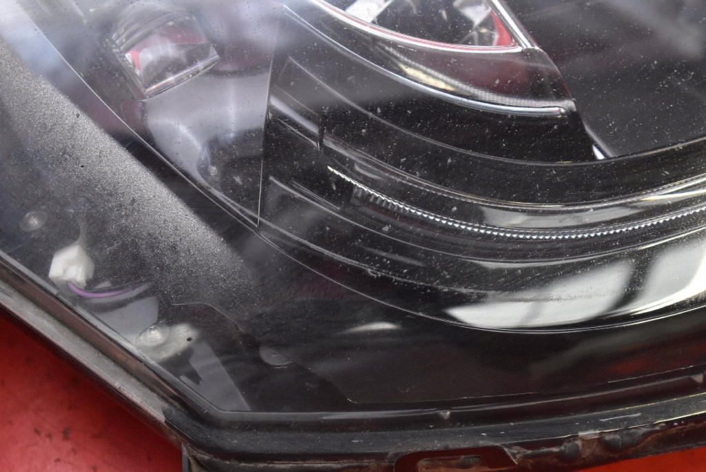 fog light right front front 6005915-00-E TESLA MODEL S LIFT 16-21
