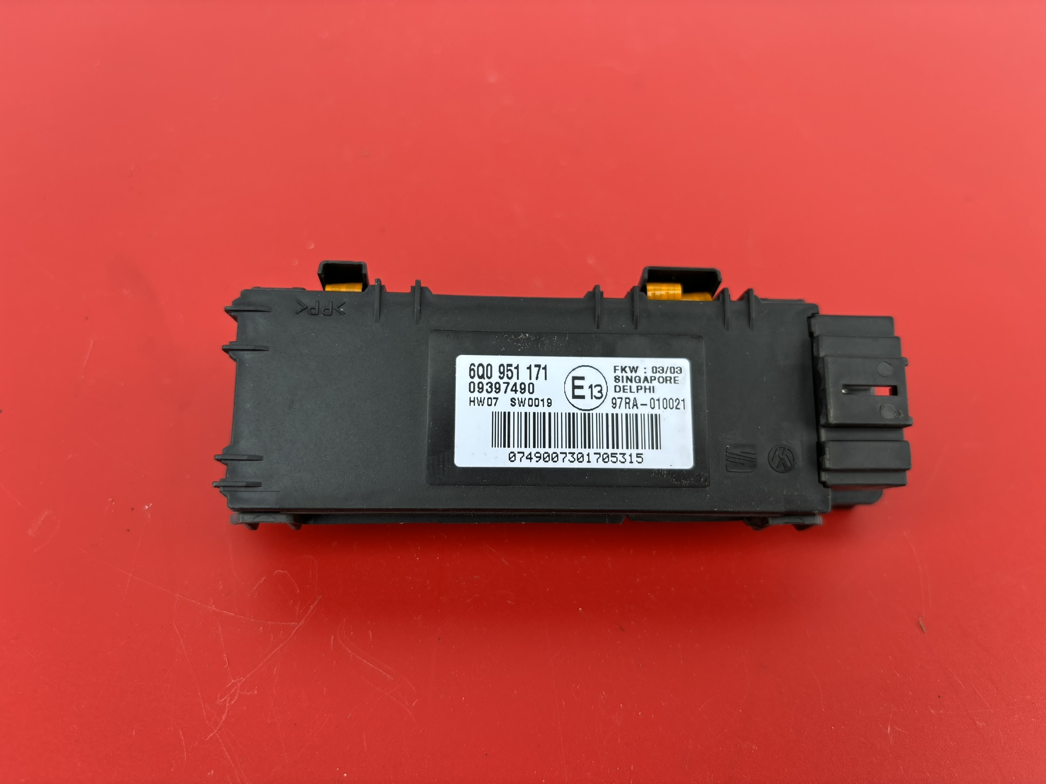 module ALARMU sensor control unit VW POLO 6Q 9N 6Q0951171 KA2/514