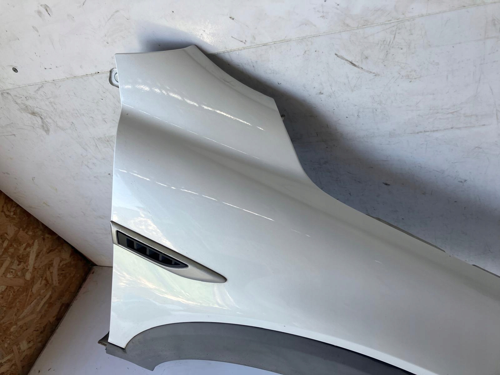 fender right front CHEVROLET CAPTIVA LIFT GYN PERLA