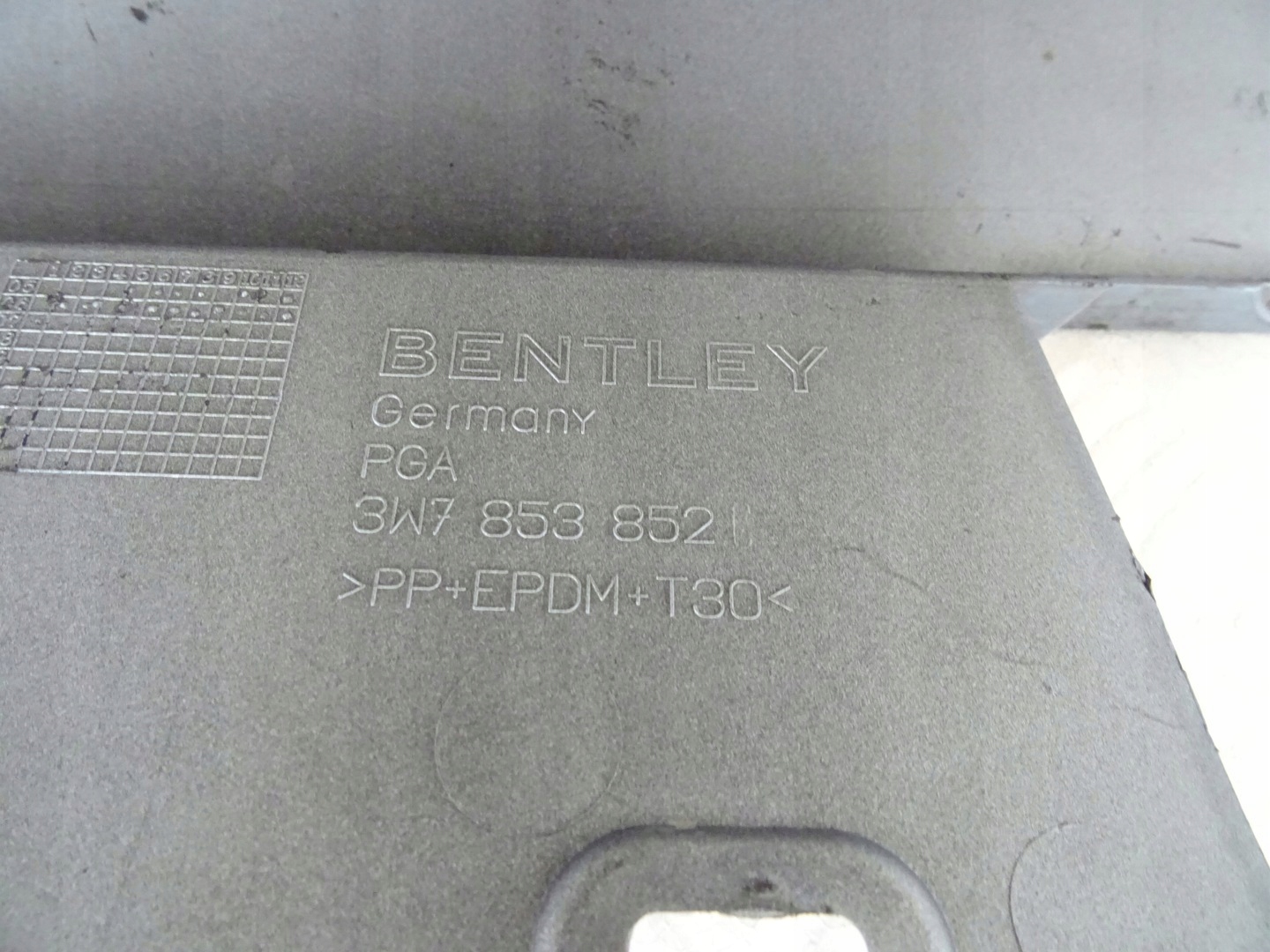 Bentley Continental GTC 3W7 moulding right