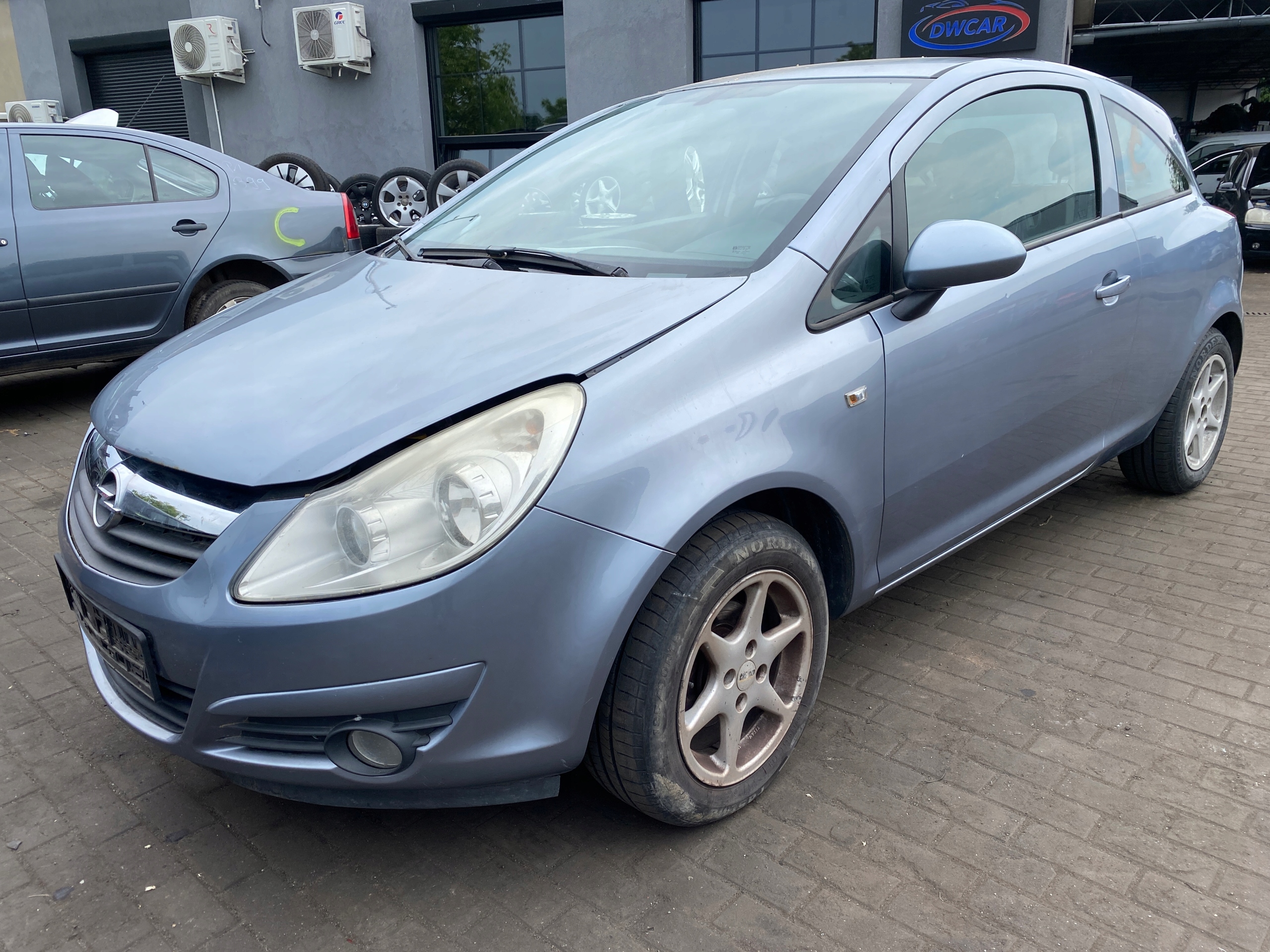 window side bodywork left OPEL CORSA D 06-14