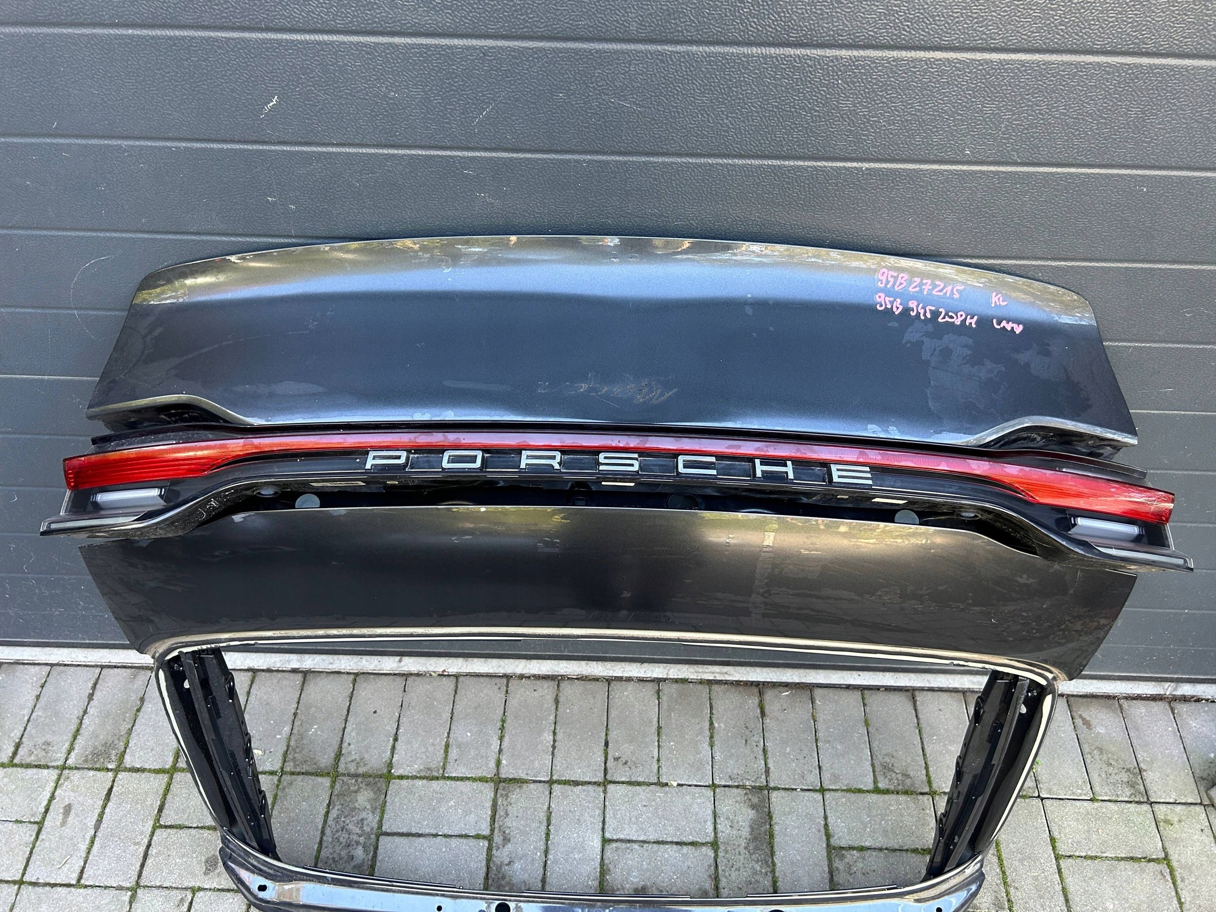 Porsche Macan boot door light cap light rear 95b27215 95B945208H