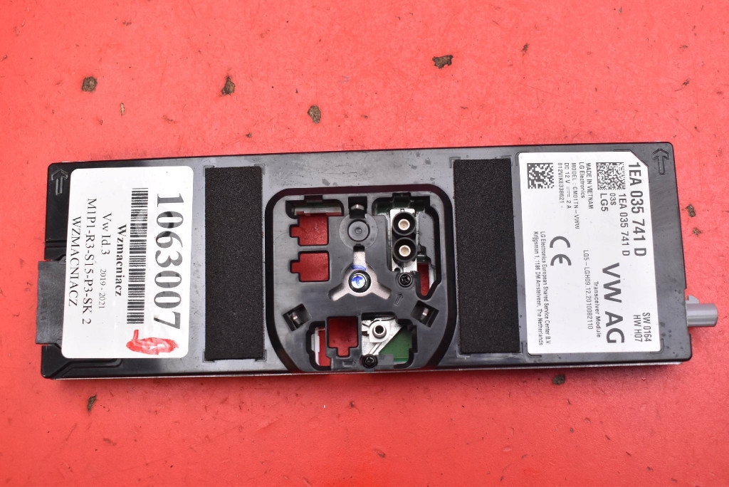 AMPLIFICATORE ANTENY 1EA035741D VW ID.3 1 e 62 Ah 204 KM 19-21